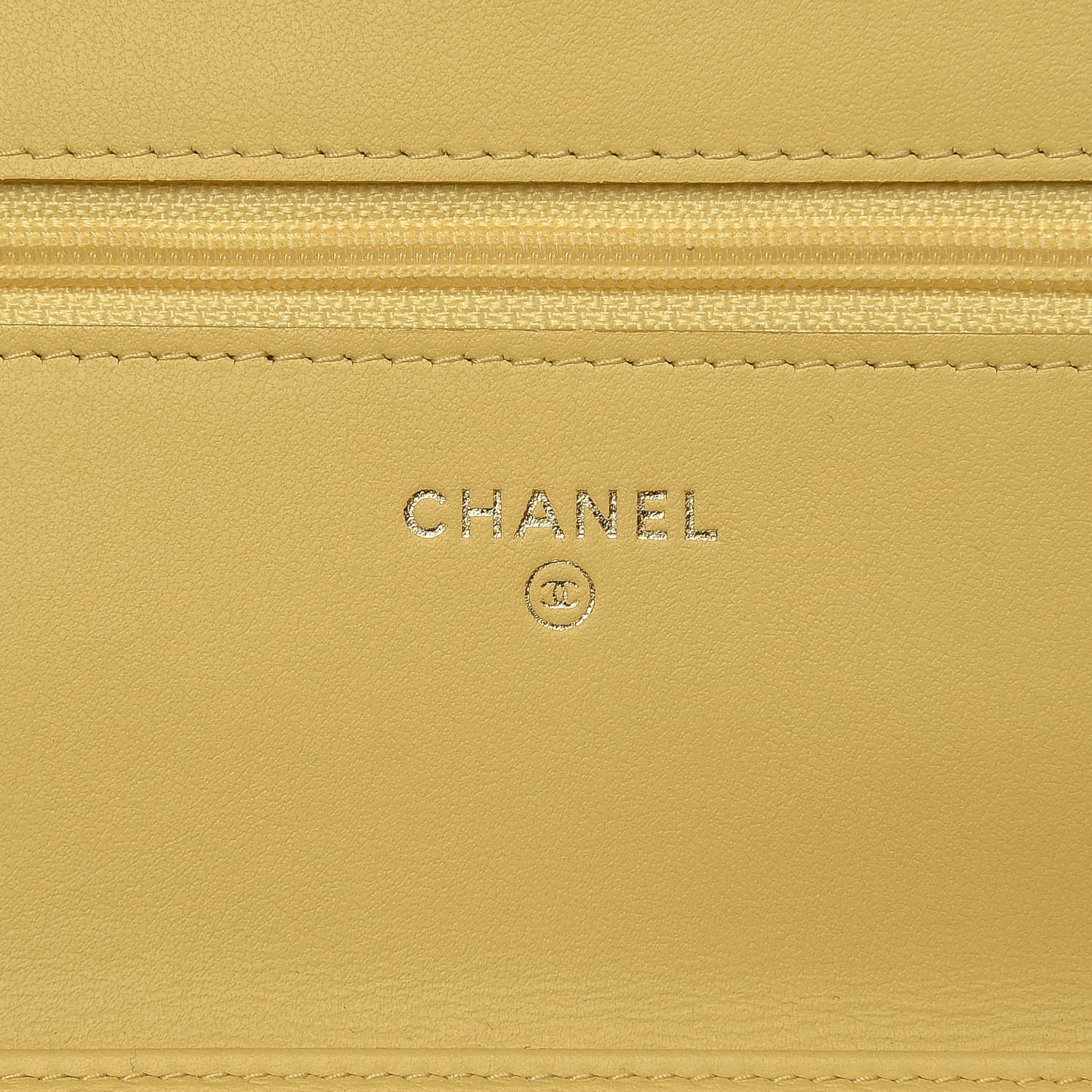 Caviar Quilted CC Filigree Wallet On Chain WOC Yellow