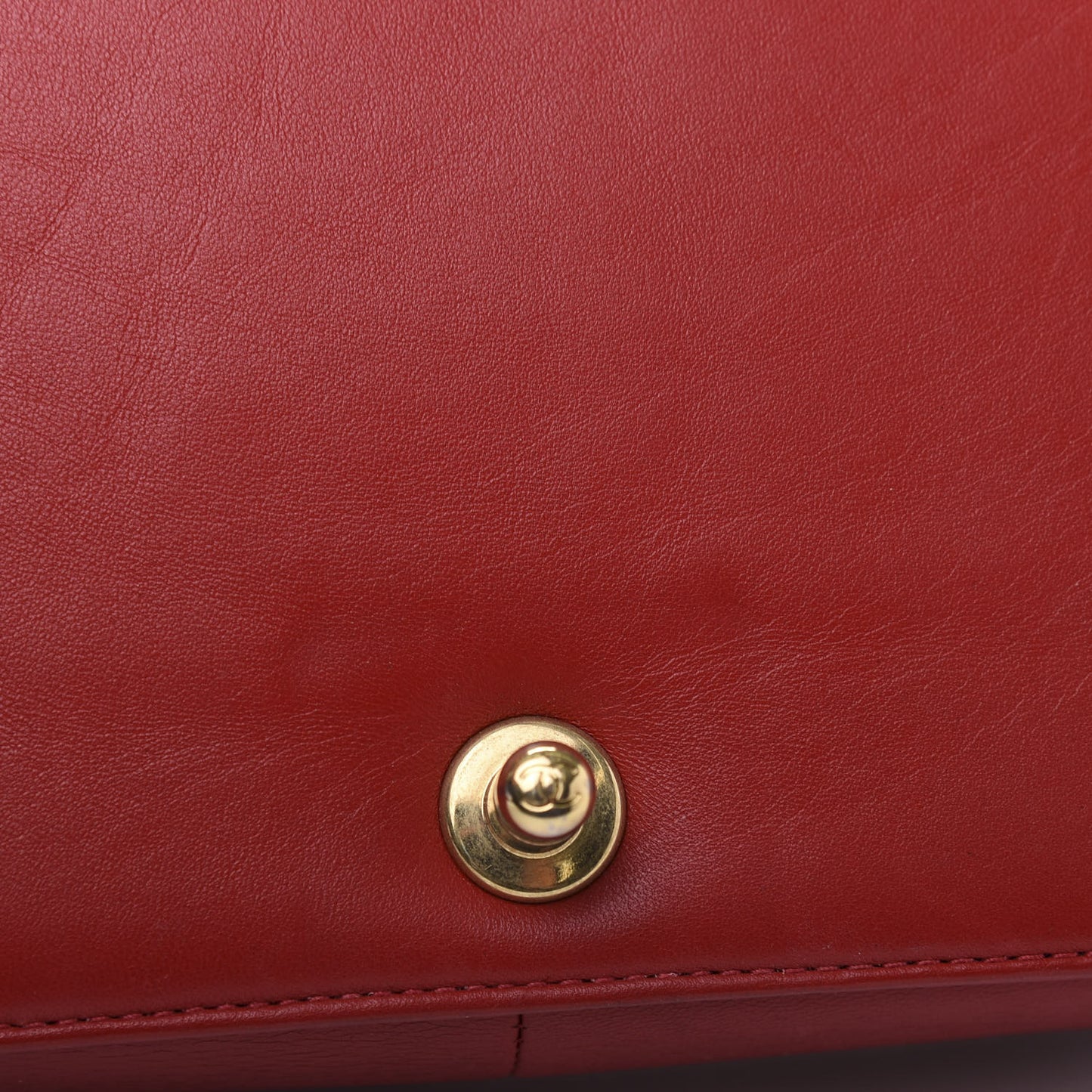 Lambskin Quilted Medium Boy Flap Red