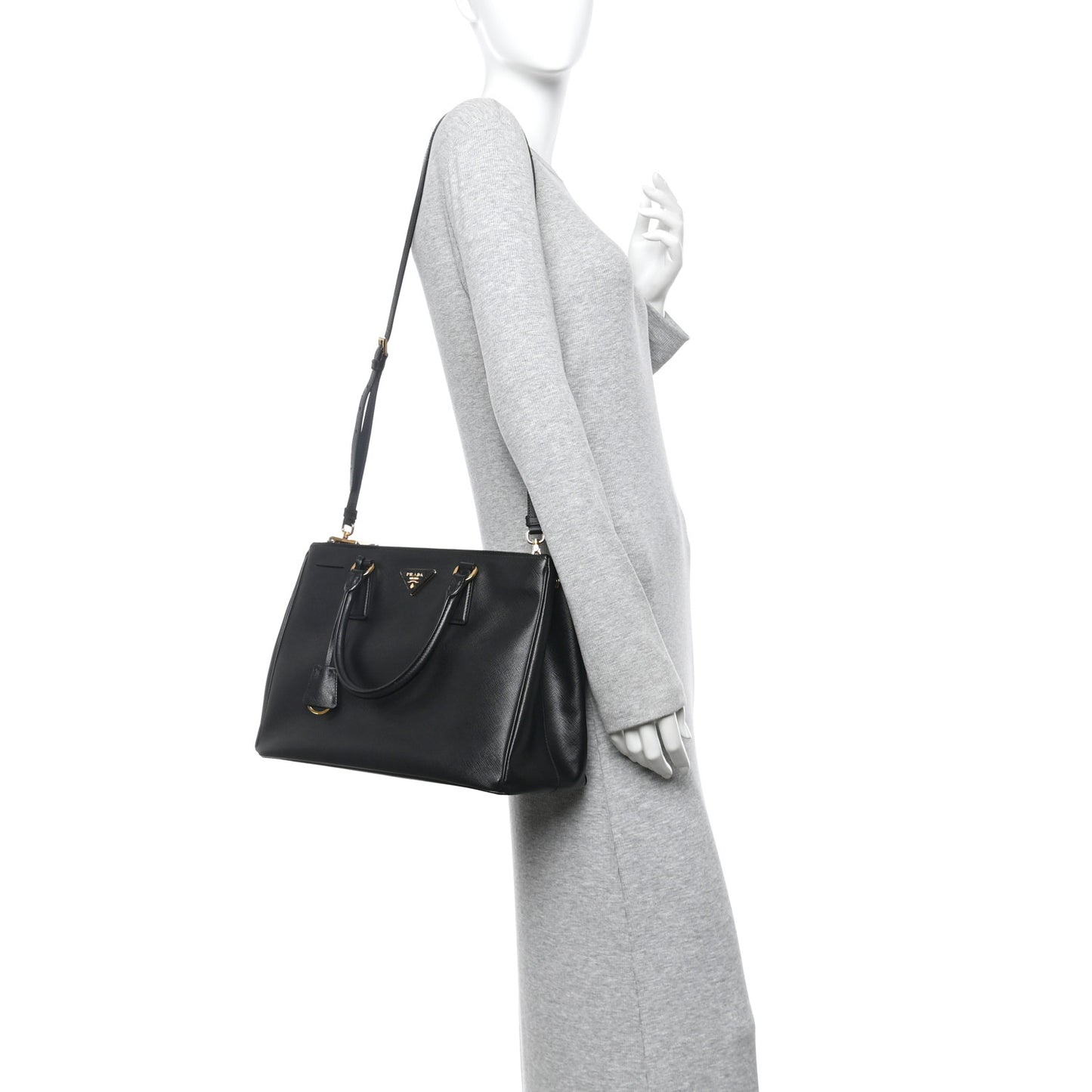 Saffiano Lux Medium Galleria Double Zip Tote Black