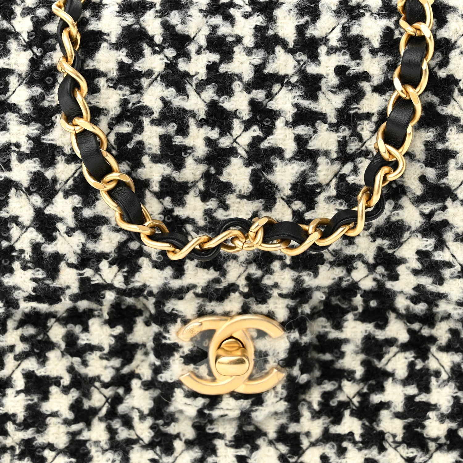 Chanel Tweed Houndstooth Mini Square Flap Black White 7 of 10