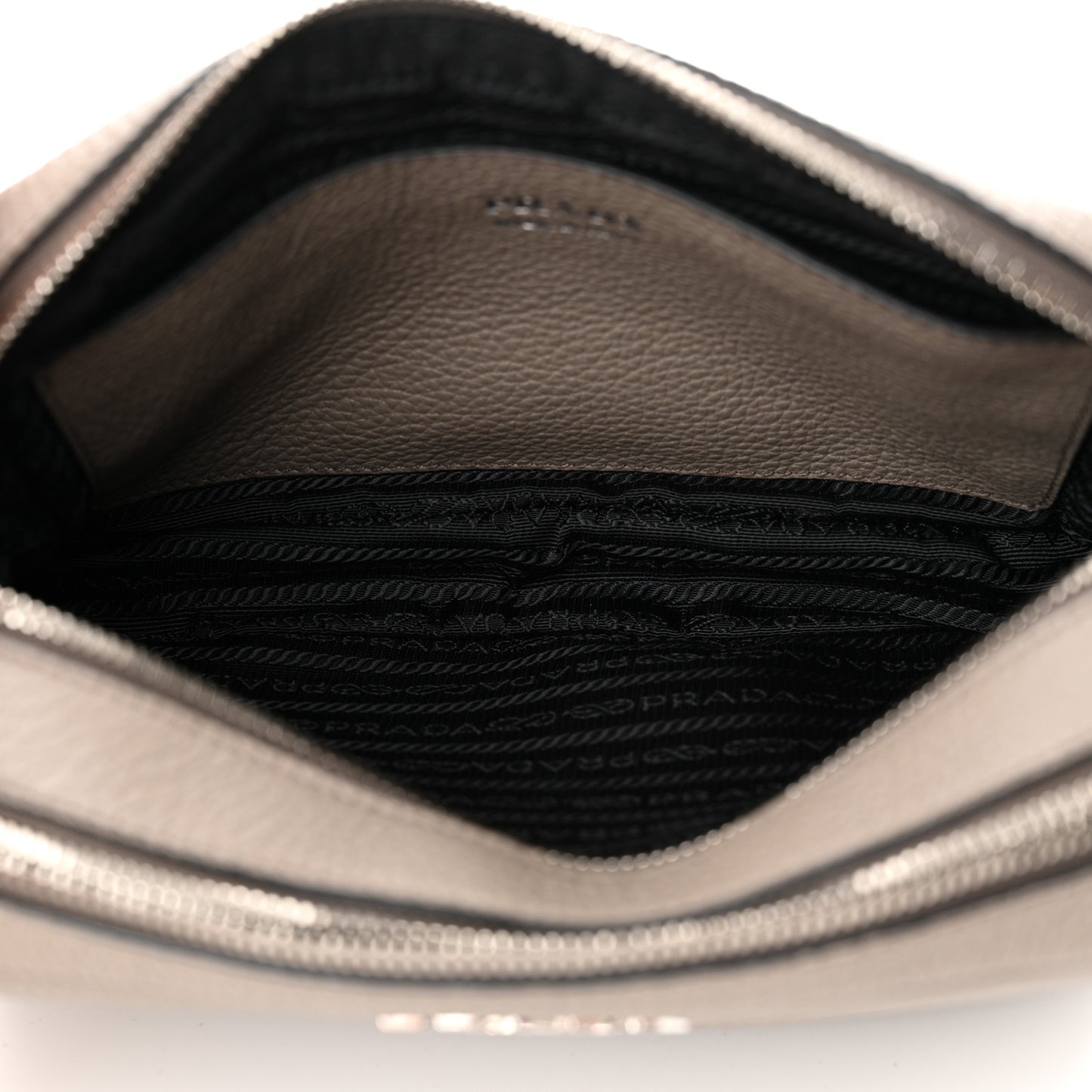 Vitello Daino Soft Camera Crossbody Argilla
