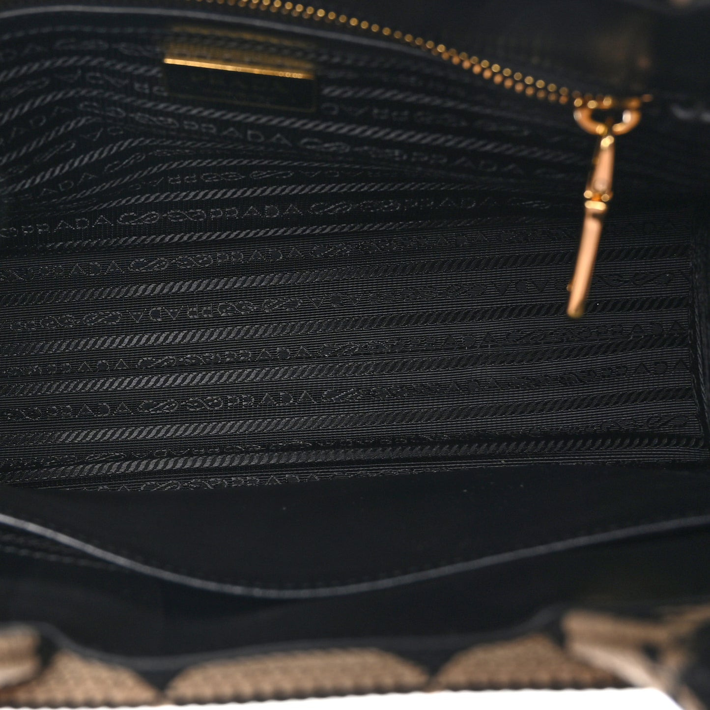 Jacquard Saffiano Triangolo Symbole Embroidered Small Tote Black Corda