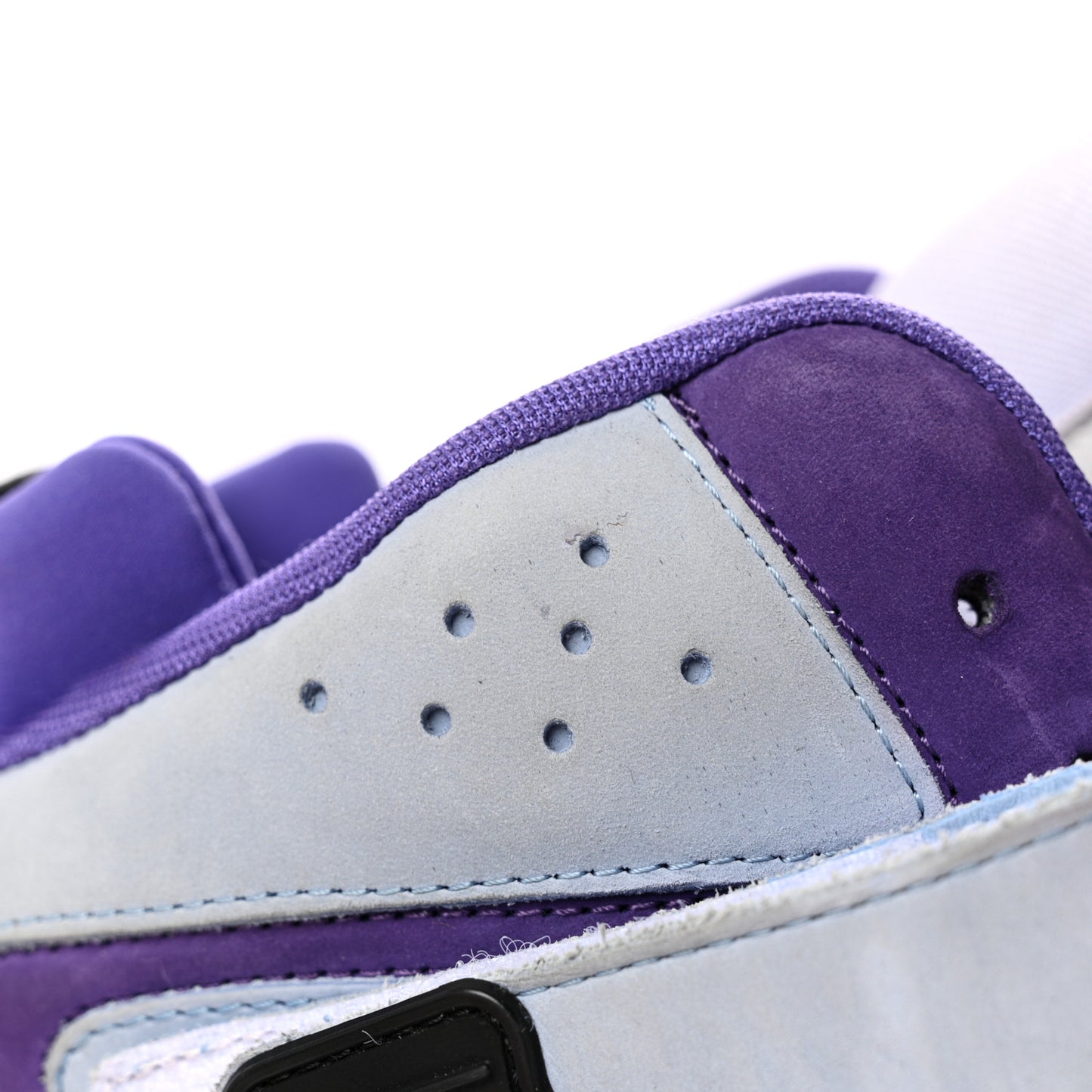 Suede Calfskin Mens LV Trainer 2 Sneaker 9 Blue