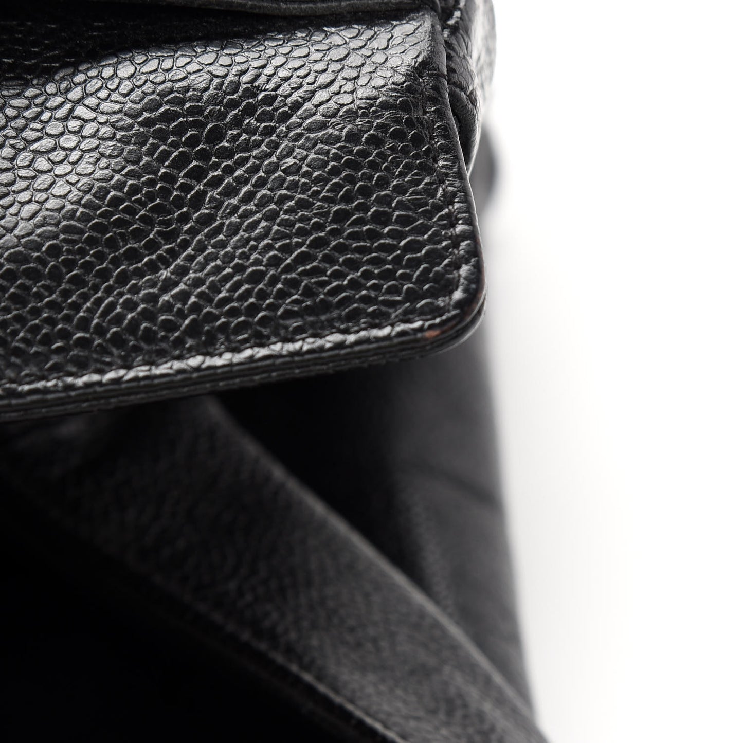 Caviar CC Shoulder Bag Black