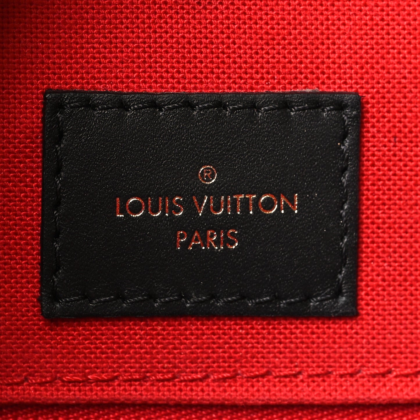 Reverse Monogram Giant Onthego MM