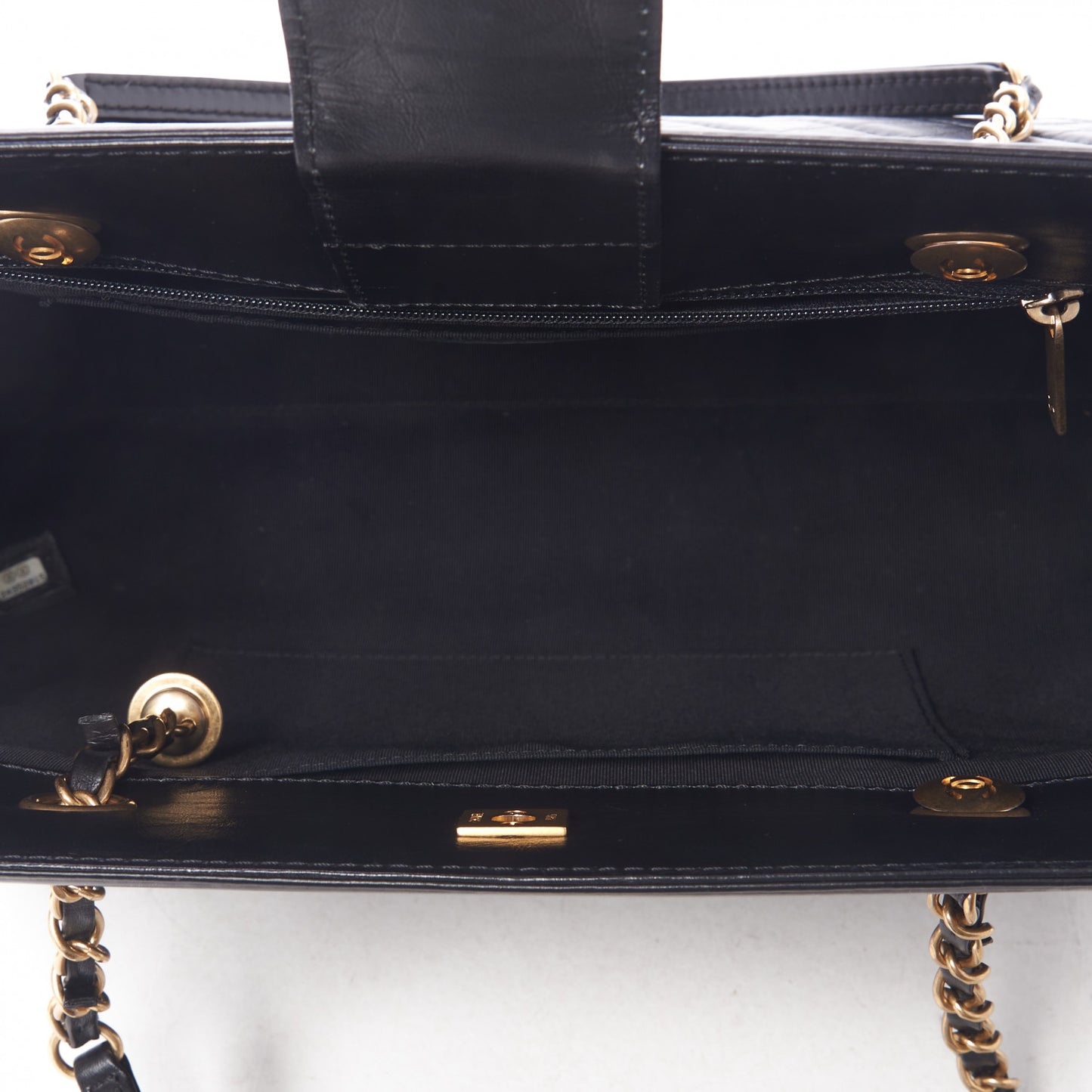 Aged Calfskin Chevron Quilted Large Shopping Tote Black