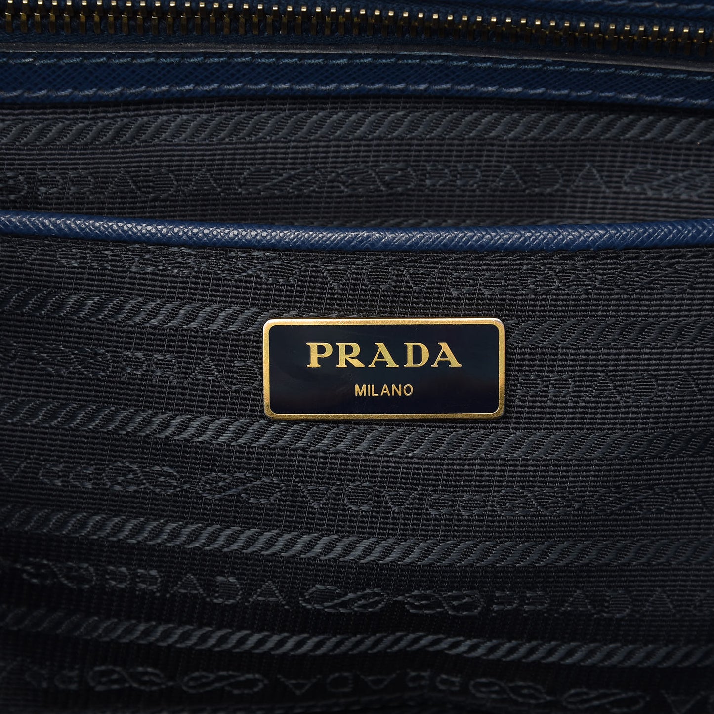 Saffiano Lux Extra Large Galleria Double Zip Tote Bluette