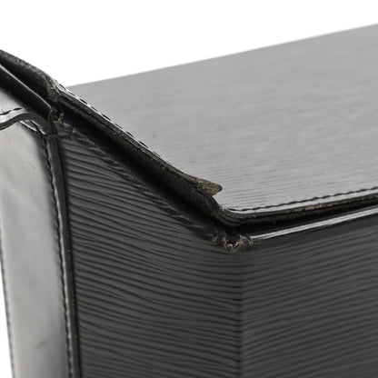 Louis Vuitton Epi Sac Seau Black 12 of 12