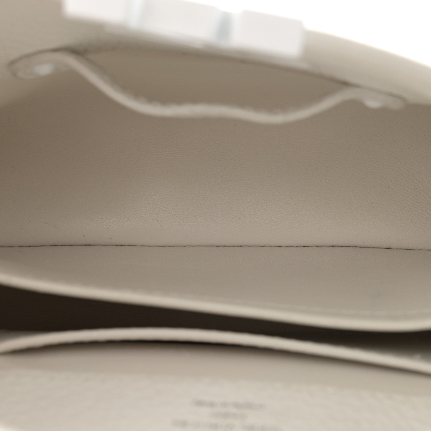 Louis Vuitton Taurillon Mini Capucines Monochrome White 5 of 12