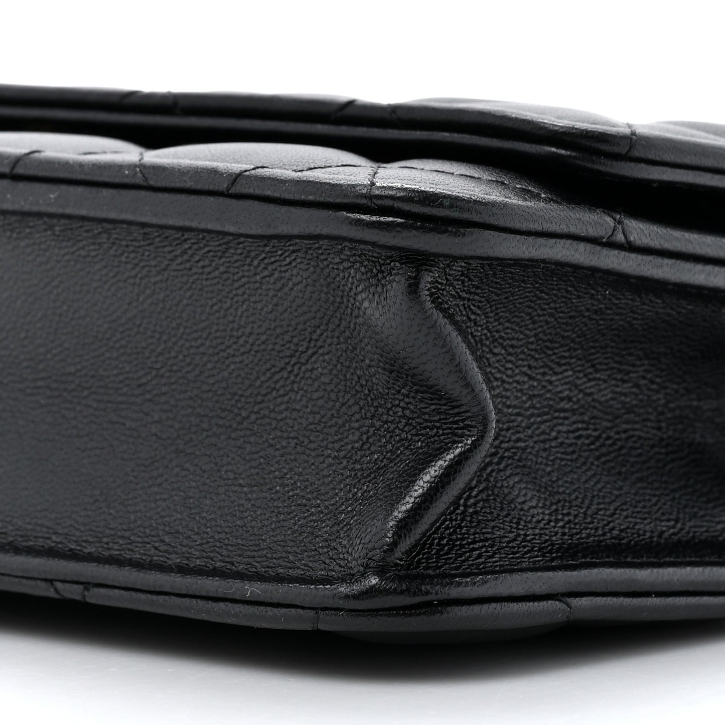 Lambskin Quilted Wallet On Chain WOC Black