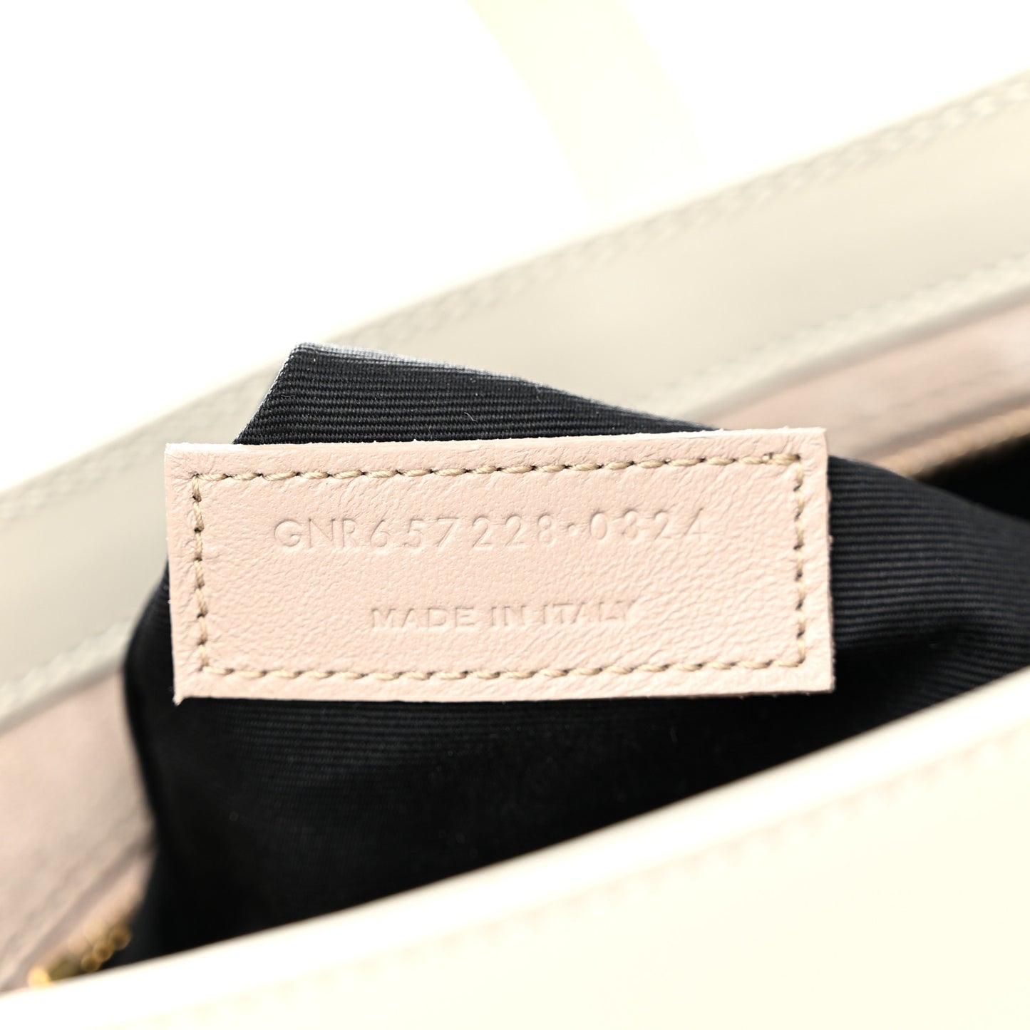 Smooth Calfskin Le 5 A 7 Hobo Crema Soft