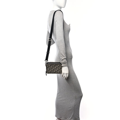 Christian Dior Oblique Pouch Navy Blue 2 of 11