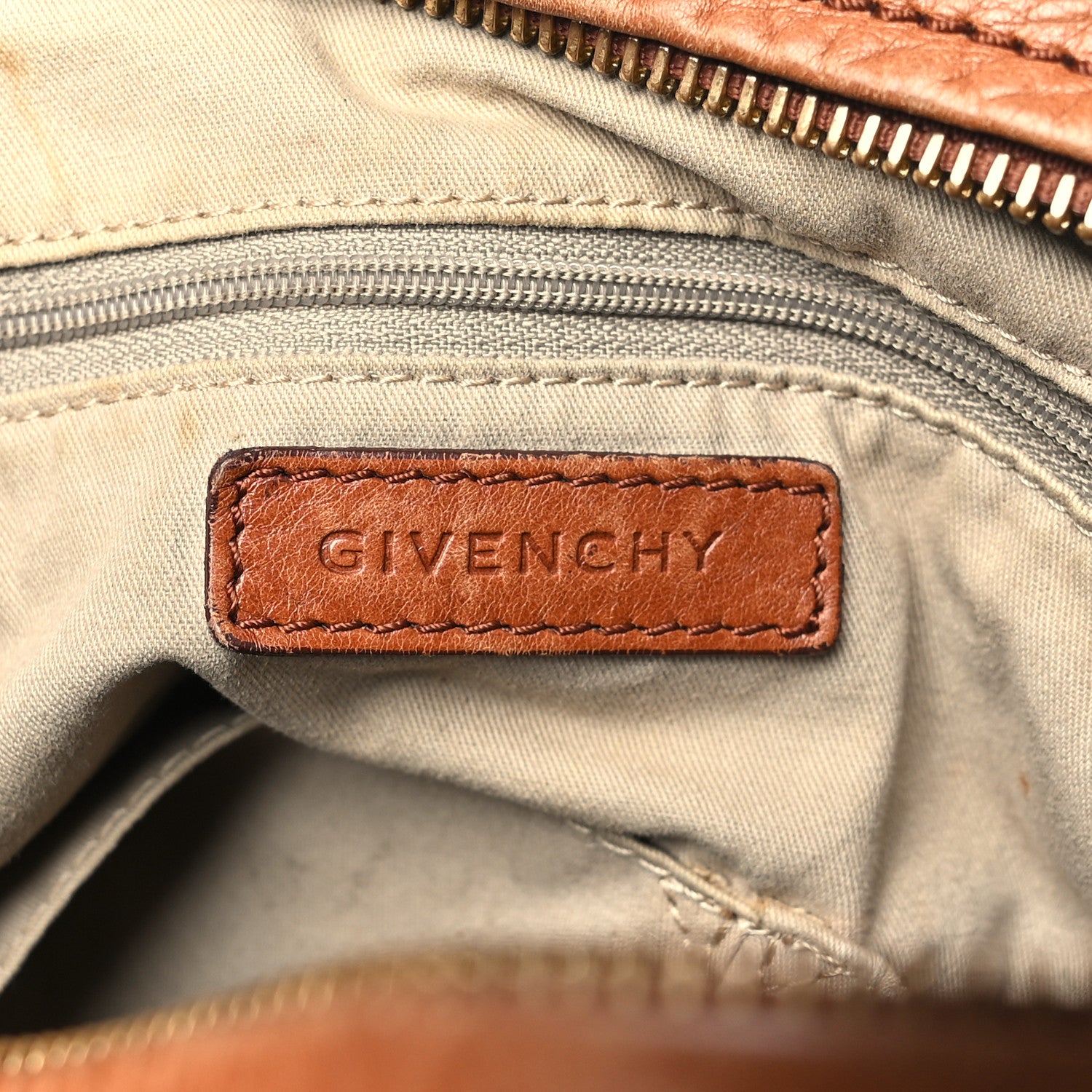 Givenchy Tumbled Sheepskin Medium Pandora Cigare 6 of 16