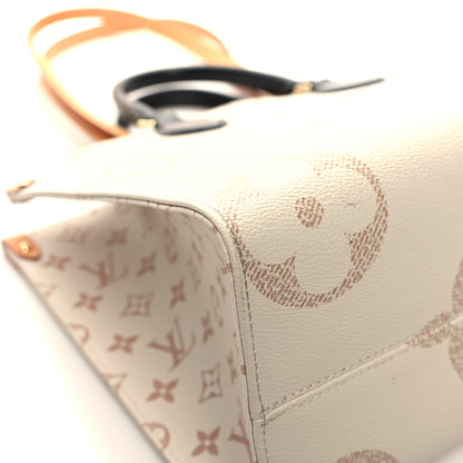 Louis Vuitton Monogram Dune Giant Onthego MM 10 of 13