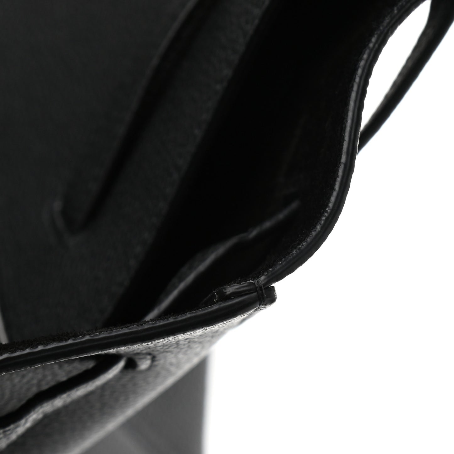 Soft Grained Calfskin Medium Belt Cabas Phantom Black
