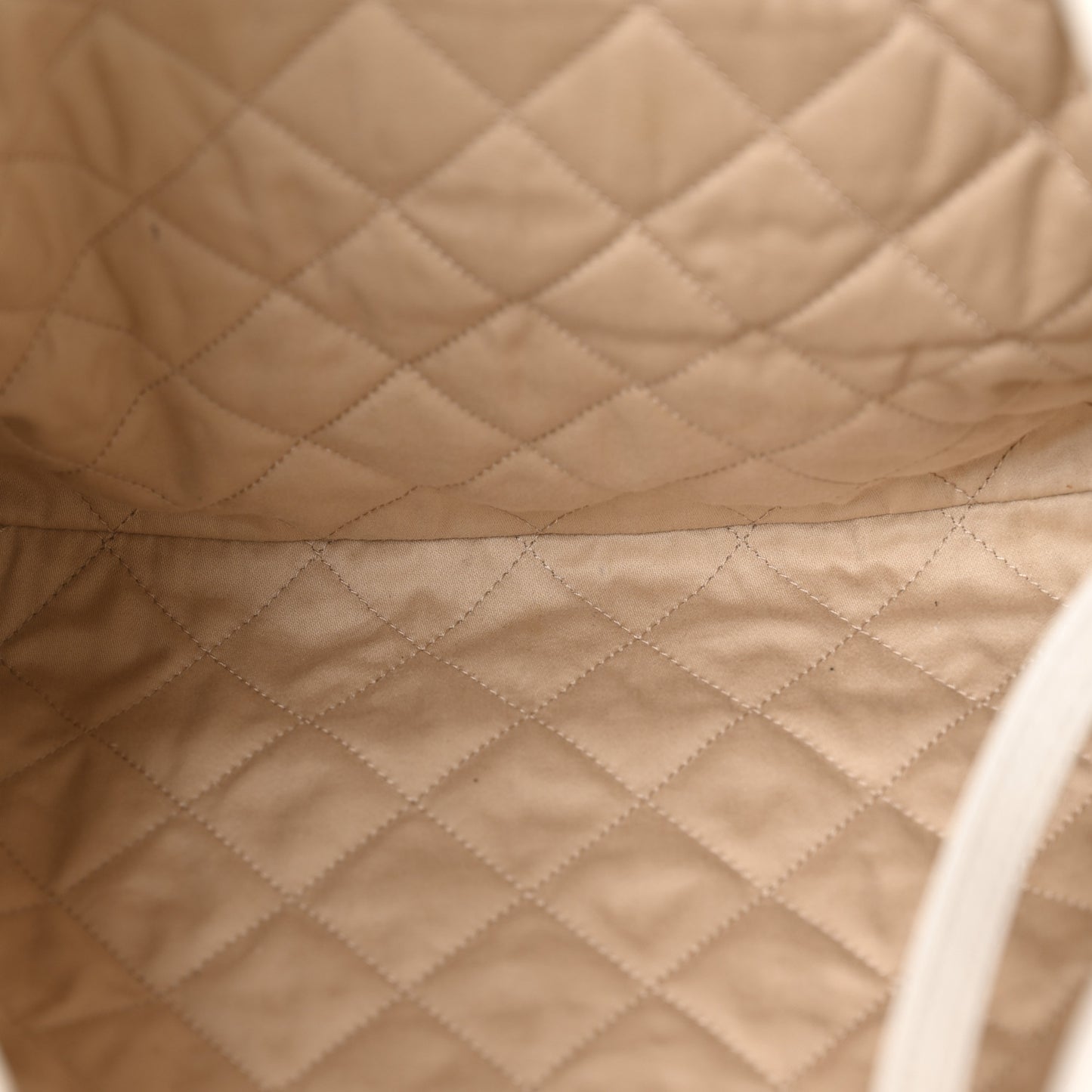 Shiny Calfskin Quilted Small Chanel 22 White