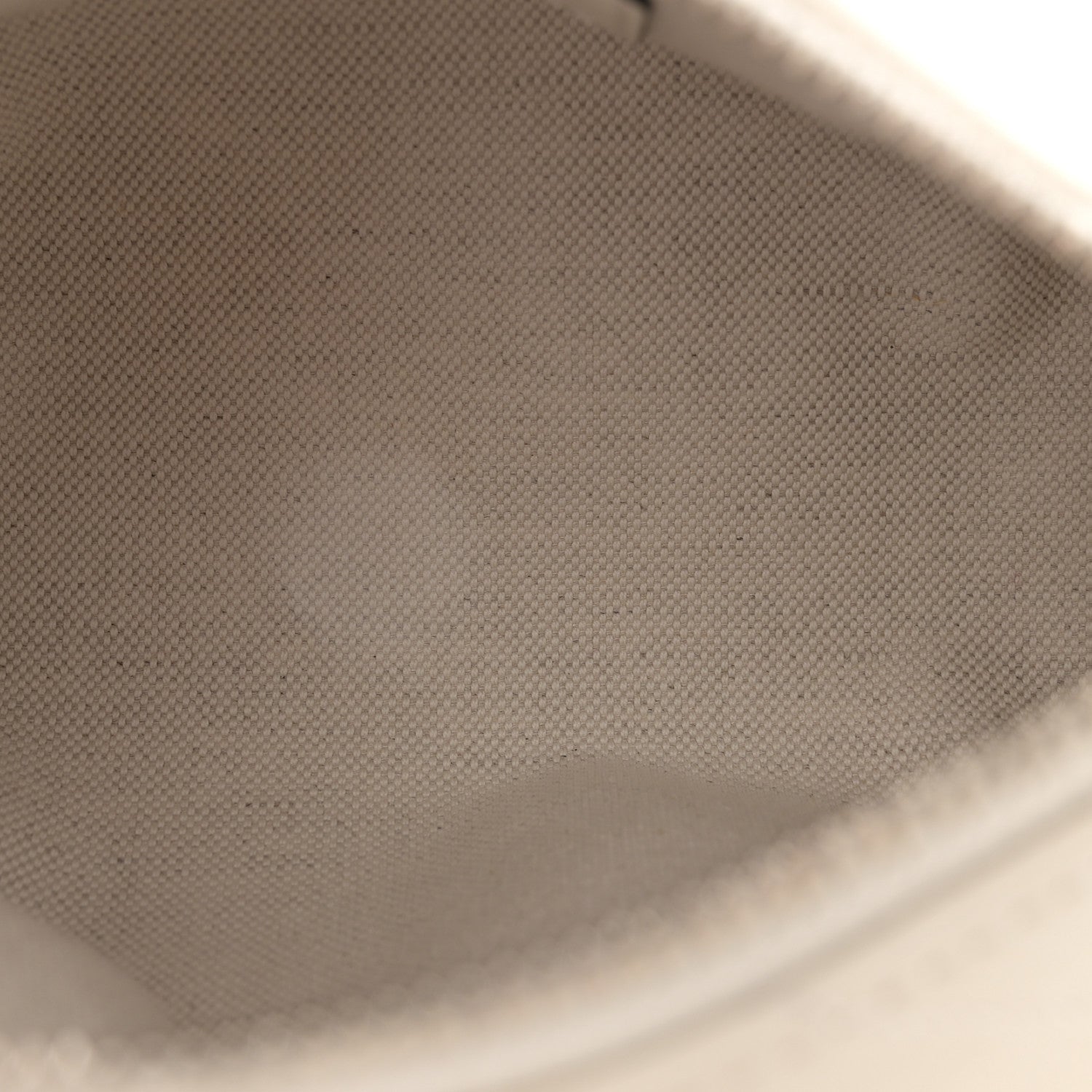 Gucci Sakai Be Green Calfskin Diagonal Stitched Mini Blondie Barrel Shoulder Bag Mystic White 5 of 9