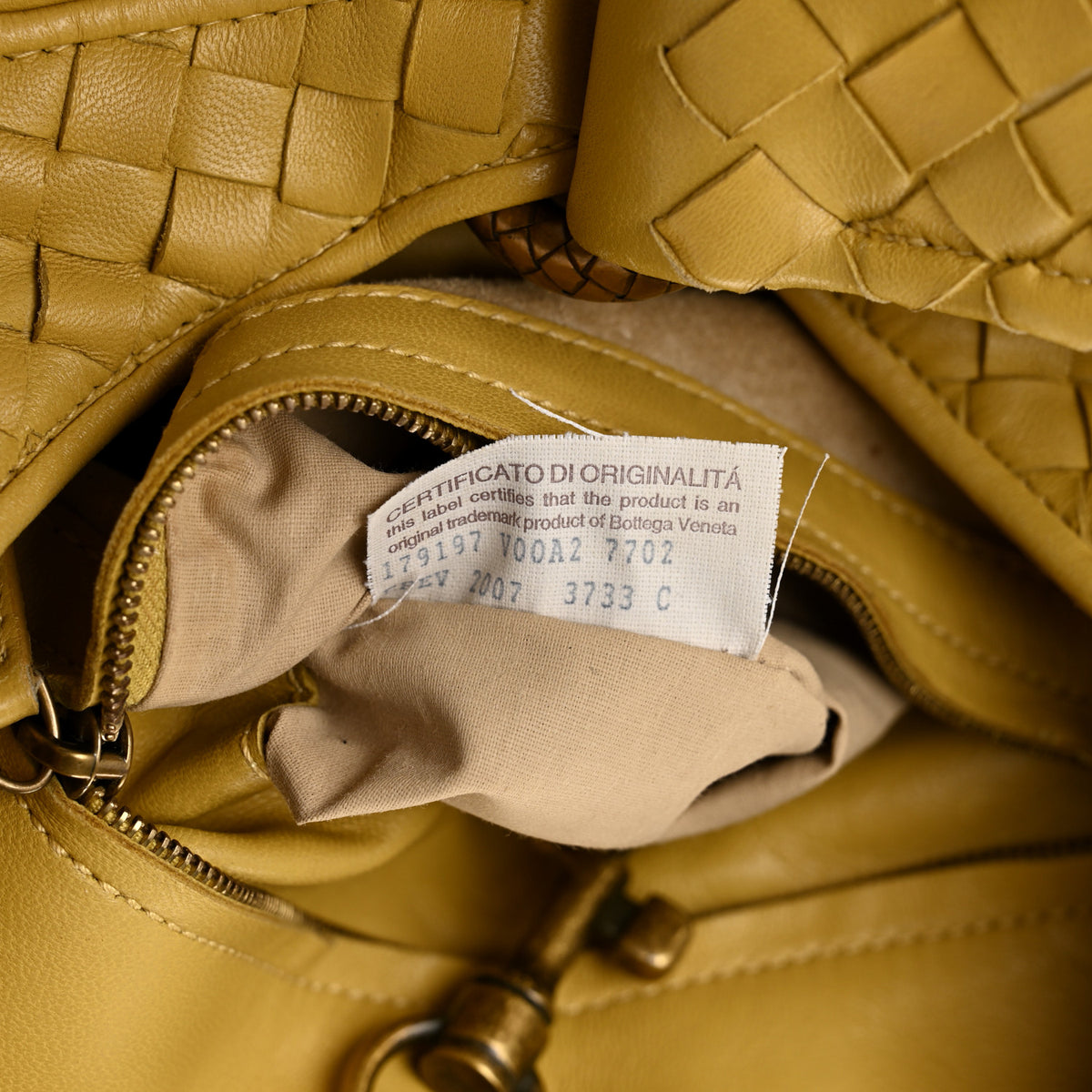 Nappa Intrecciato New Ball Hobo Moutarde