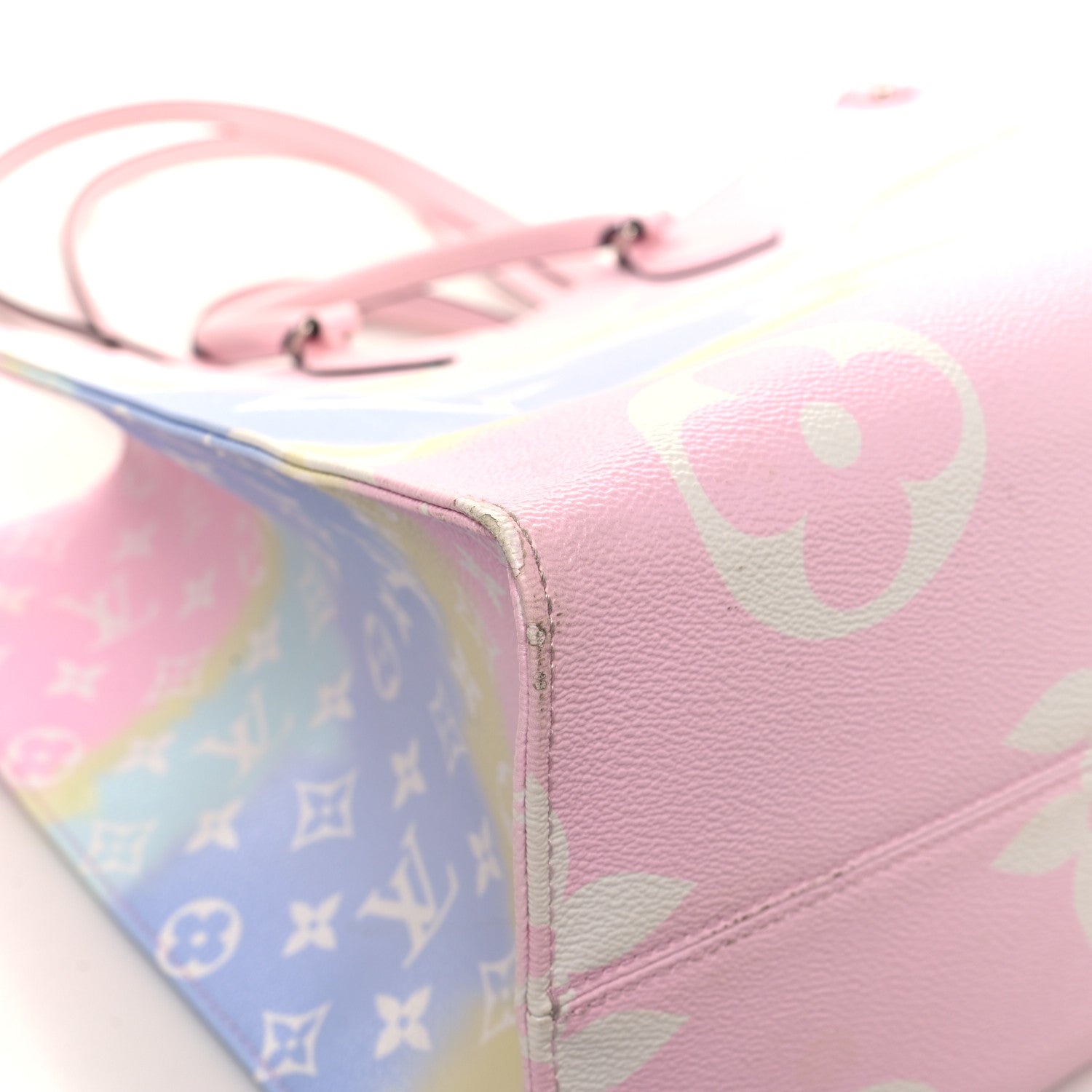 Louis Vuitton Monogram Escale Onthego GM Pastel 8 of 11