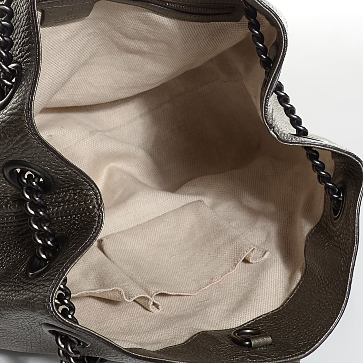 Metallic Pebbled Calfskin Medium Soho Chain Shoulder Bag Sasso