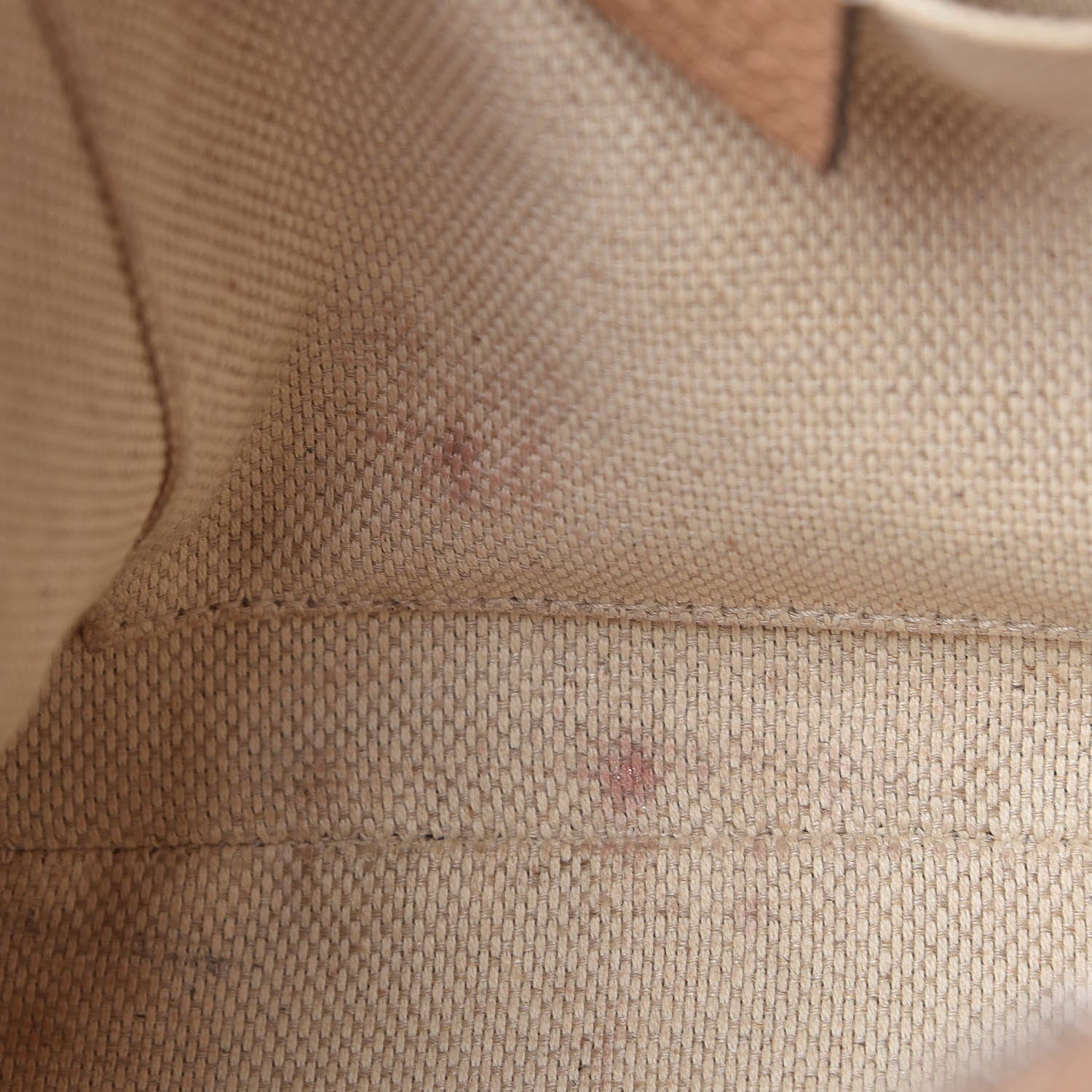 Gucci Pebbled Calfskin Small Soho Disco Bag Camelia 9 of 19