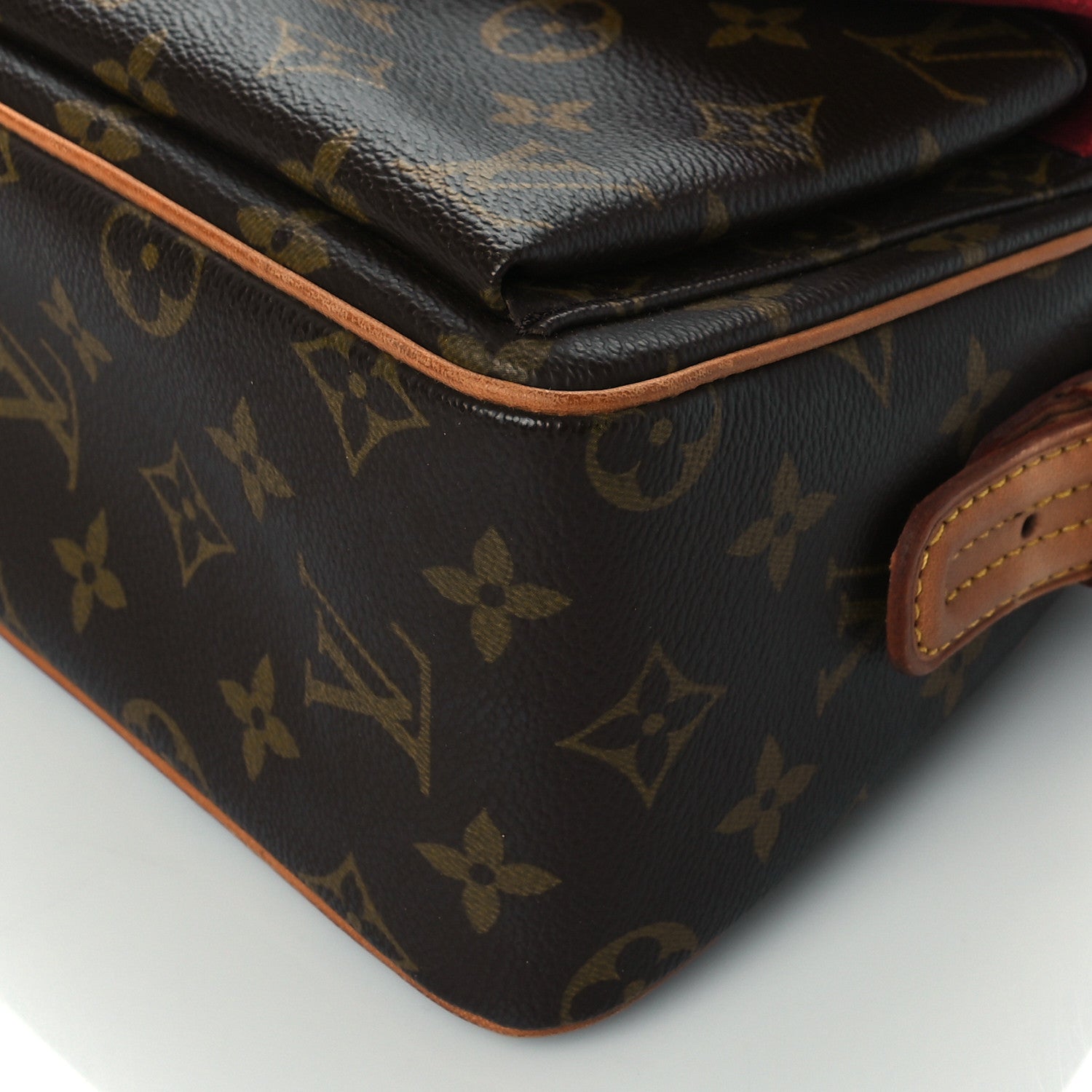 Louis Vuitton Monogram Viva-Cite MM 9 of 9