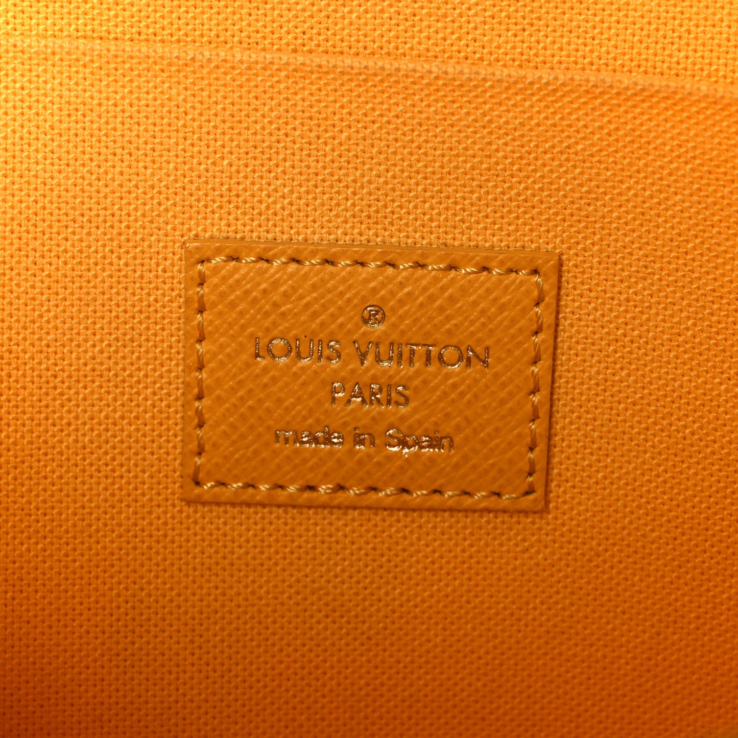 Monogram 2022 Christmas Animation New York Soho Pochette Felicie Chain Wallet Yellow