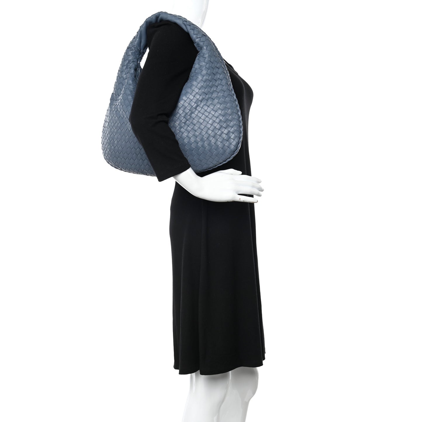 Nappa Intrecciato Medium Veneta Hobo Krim