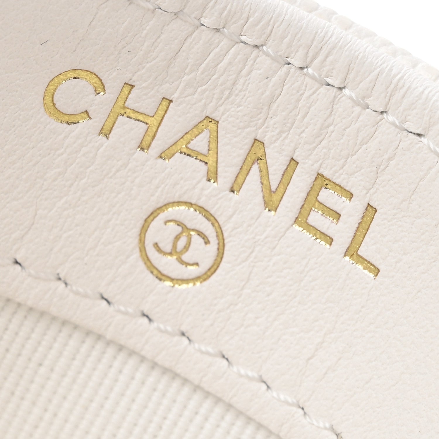 Chanel Caviar Quilted Card Holder White 6 of 10