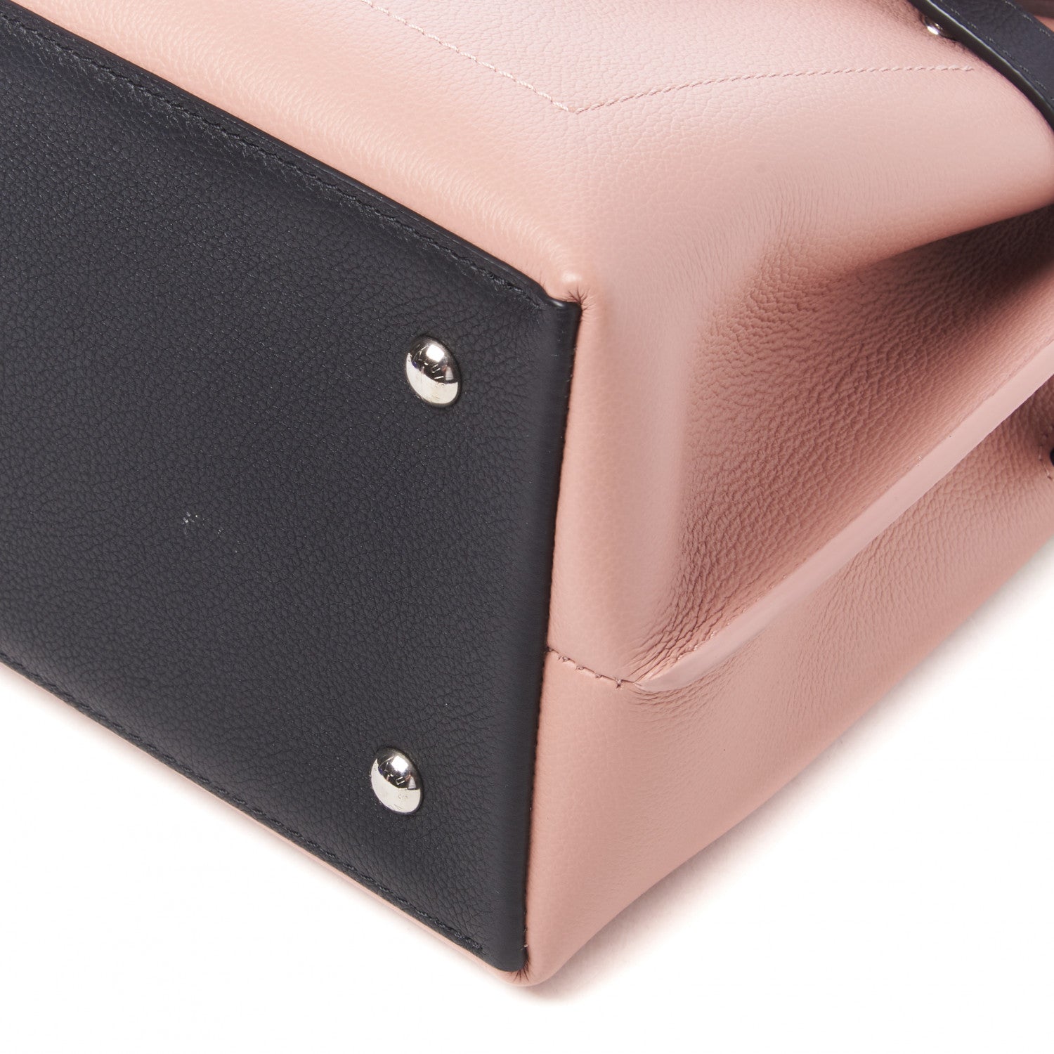Louis Vuitton Soft Calfskin Lockme Ever Rose Ballet White Maito Black 5 of 10