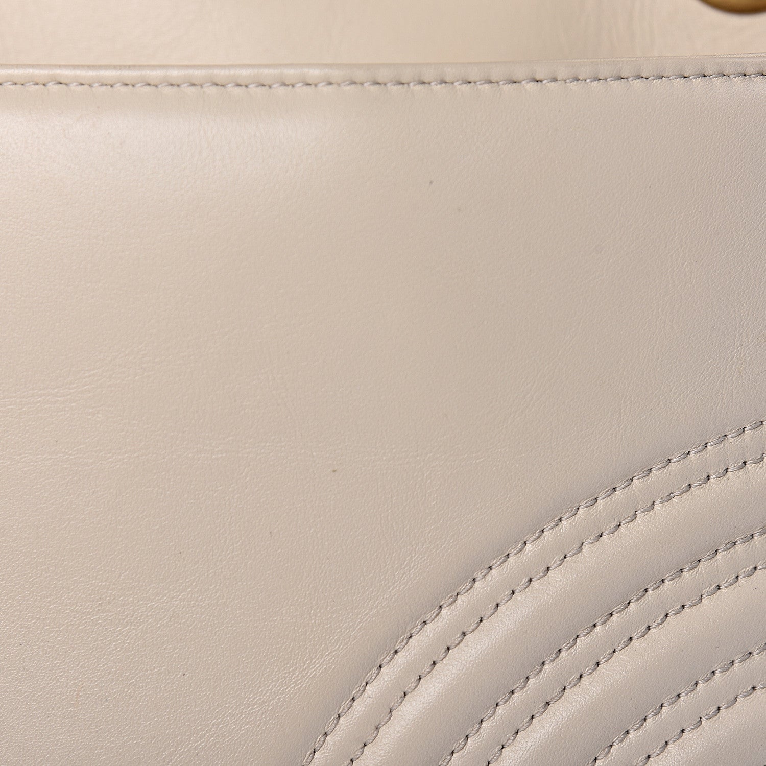 Gucci Calfskin Matelasse Medium GG Marmont Shoulder Bag White 11 of 21