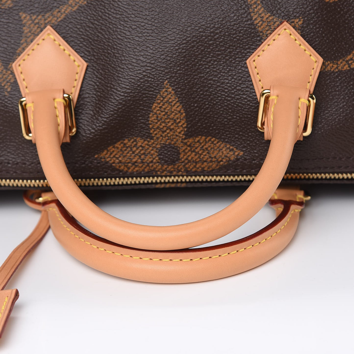 Reverse Monogram Giant Speedy Bandouliere 30