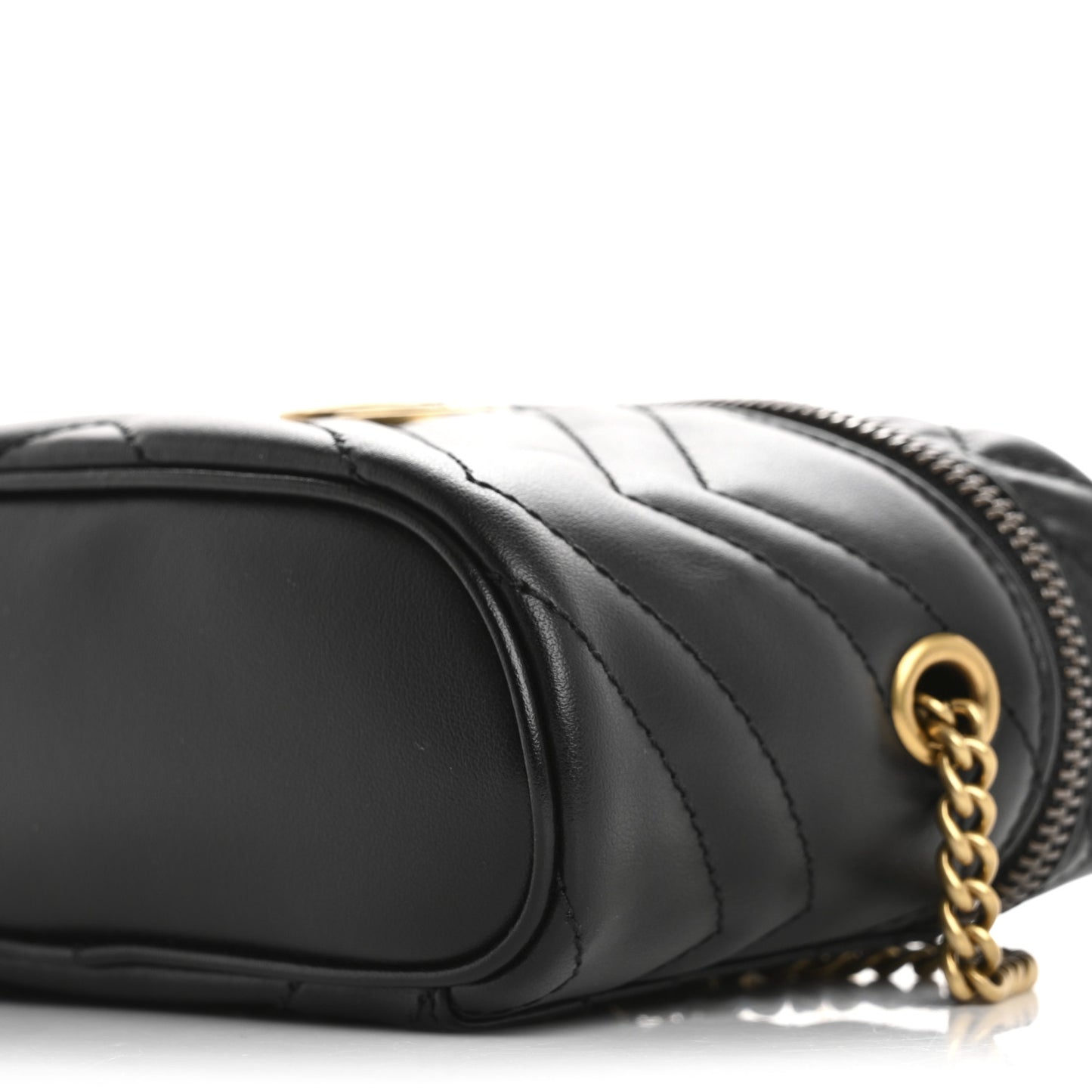 Calfskin Matelasse Chevron Mini GG Marmont Top Handle Bag Black