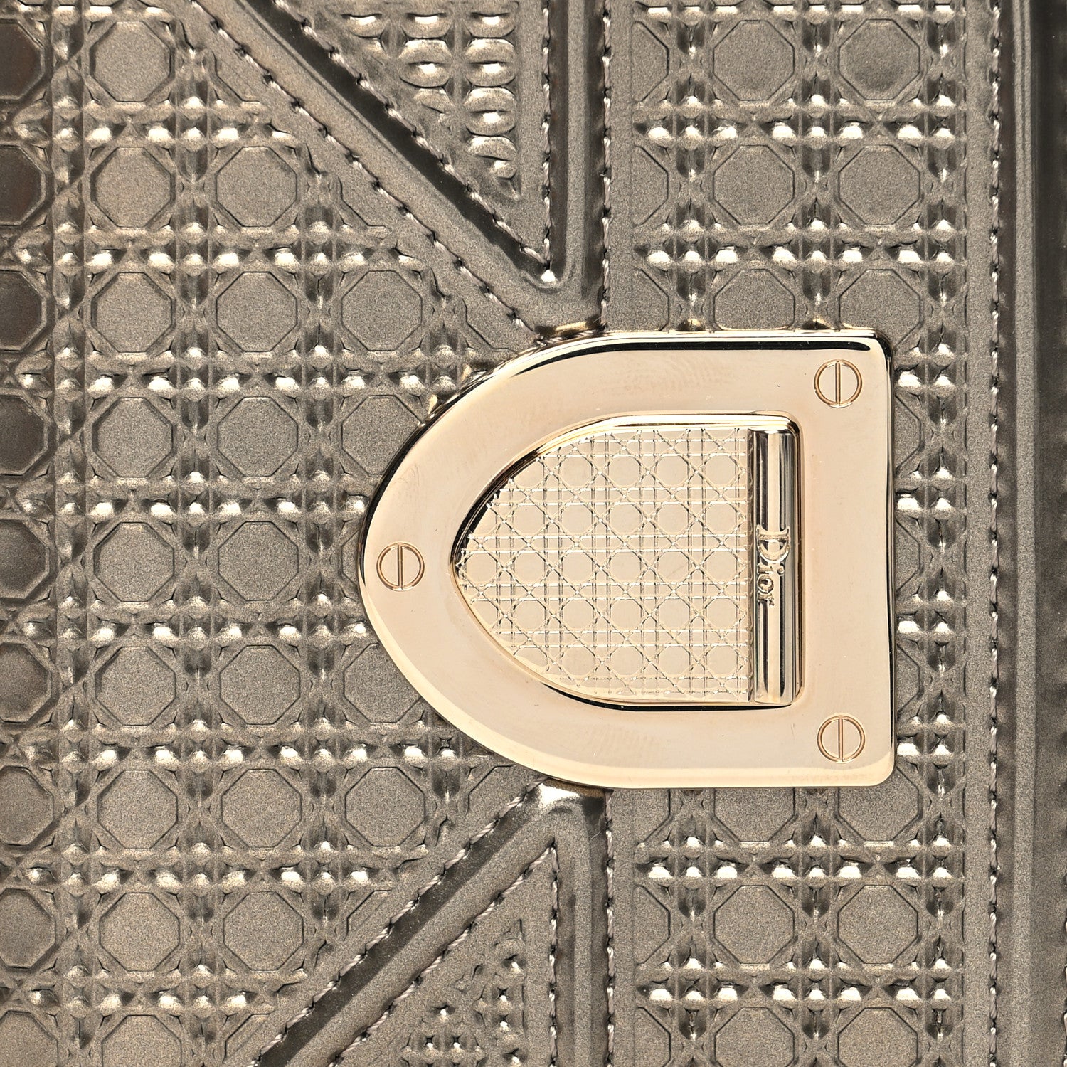 Christian Dior Metallic Patent Micro-Cannage Diorama Medium Wallet Champagne 8 of 10