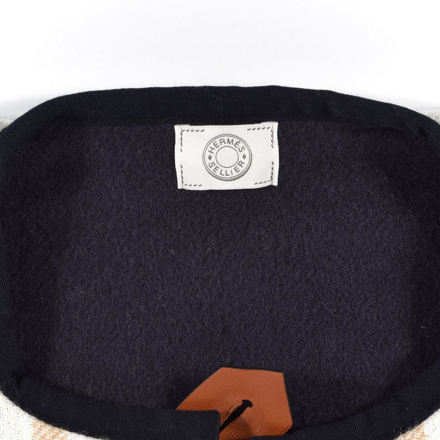 Wool Cashmere Sikkim Calfskin Reversible Camail Poncho Navy Camail