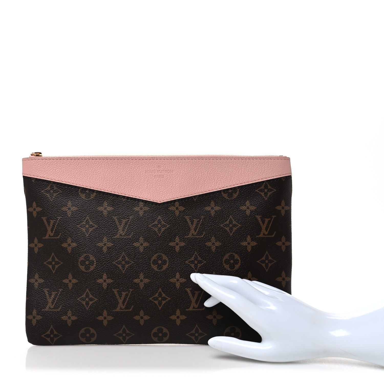 Louis Vuitton Monogram Daily Pouch Rose Poudre 2 of 6