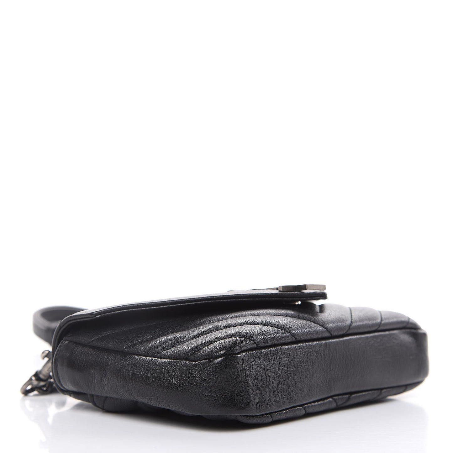 Sheepskin Matelasse Chevron Monogram College Chain Wallet Black