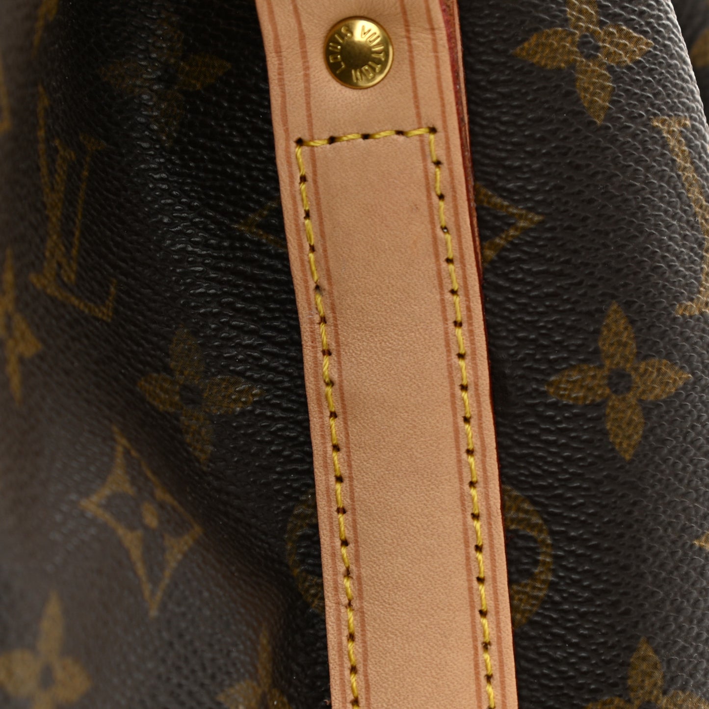 Monogram Noe