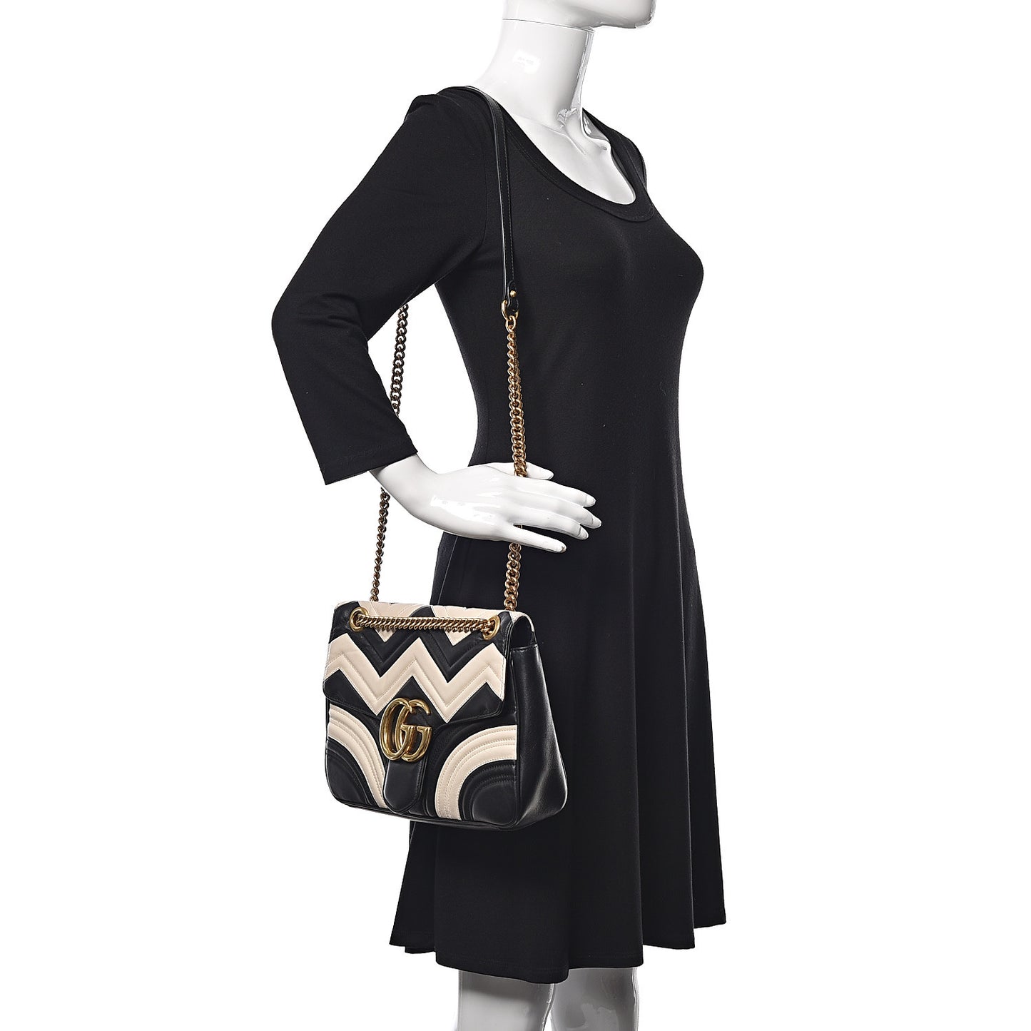 Calfskin Matelasse Medium GG Marmont Shoulder Bag Black White