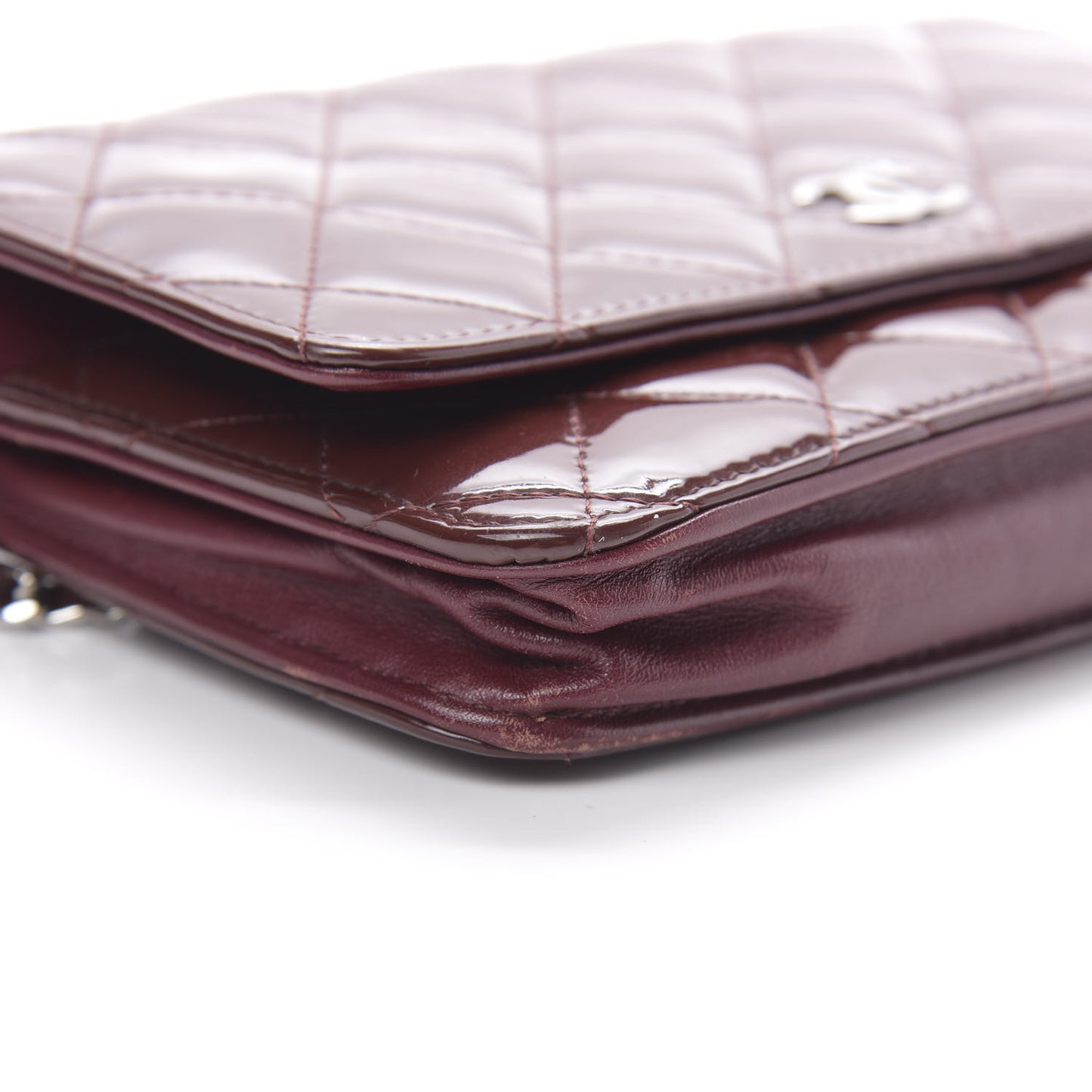 Patent Quilted Wallet On Chain WOC Burgundy