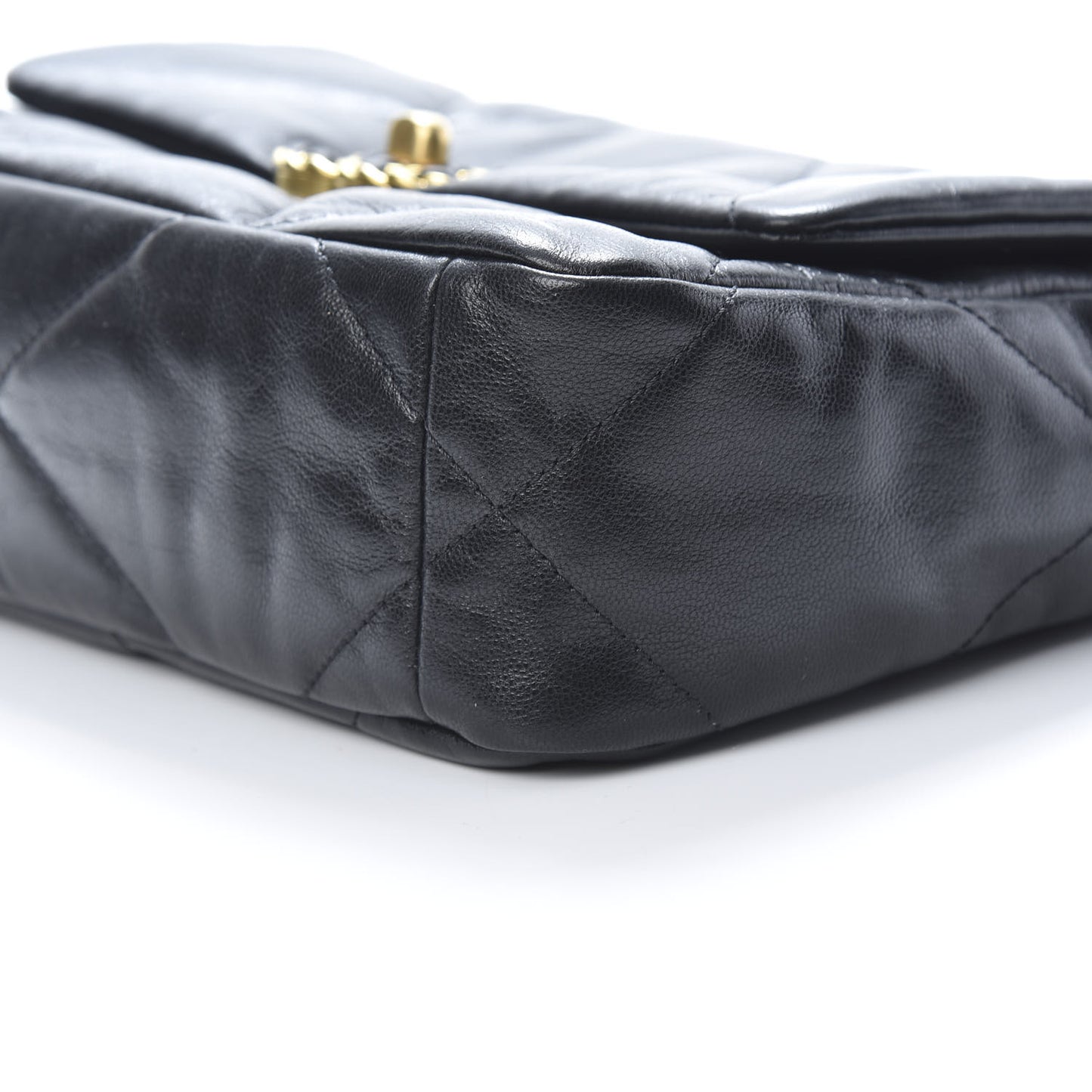 Goatskin Quilted Medium 19 Flap Black
