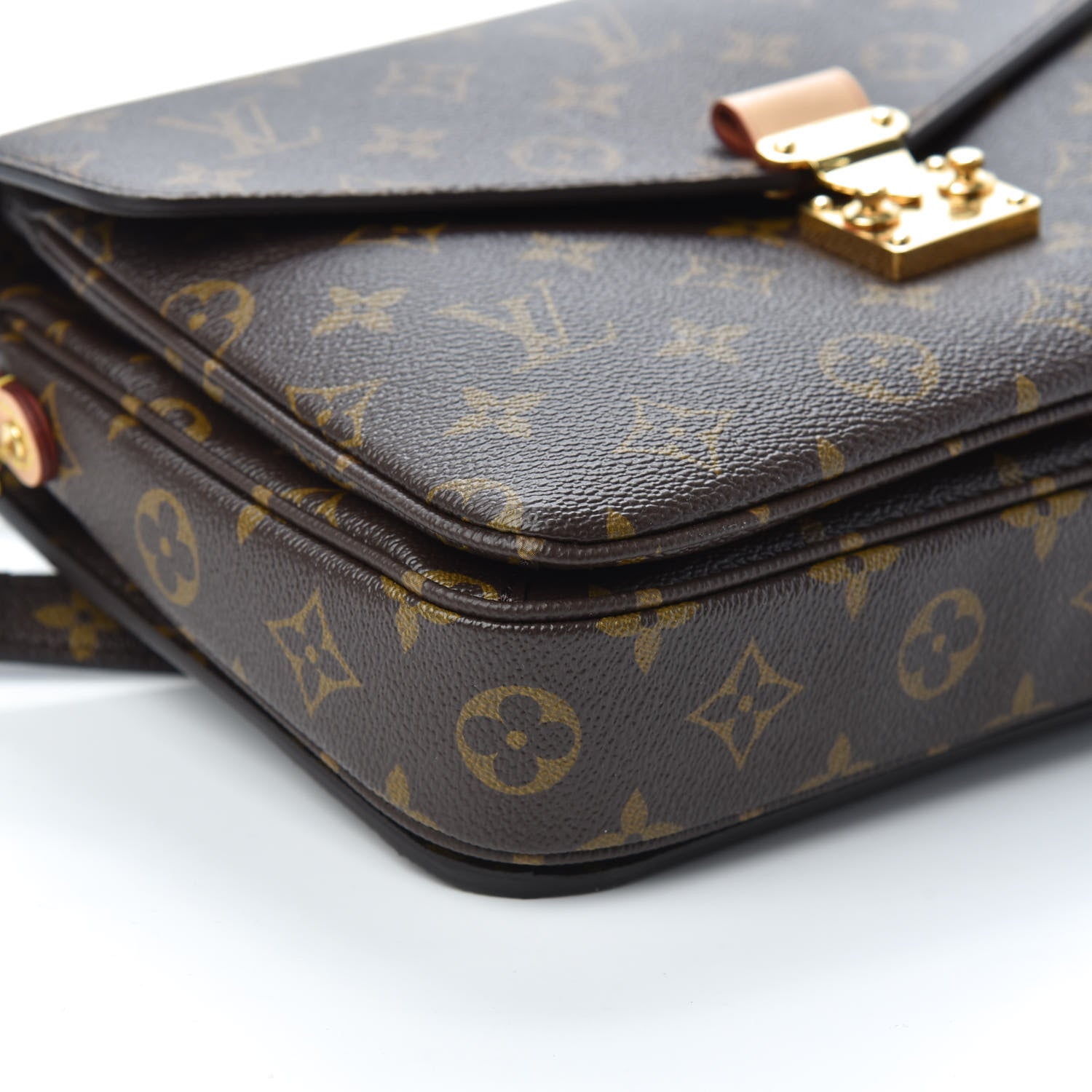 Louis Vuitton Monogram Pochette Metis 8 of 9