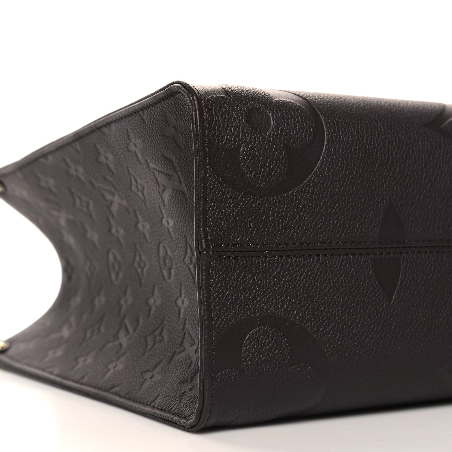 Louis Vuitton Empreinte Monogram Giant OnTheGo MM Chocolate 8 of 11