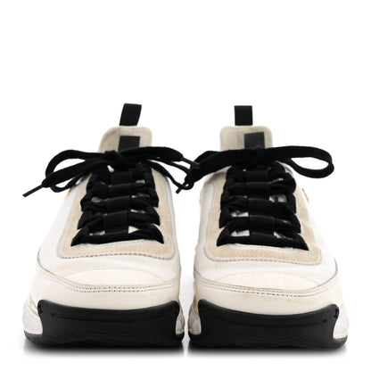Chanel Velvet Calfskin Mixed Fibers CC Sneakers 40 Ivory Black 3 of 11