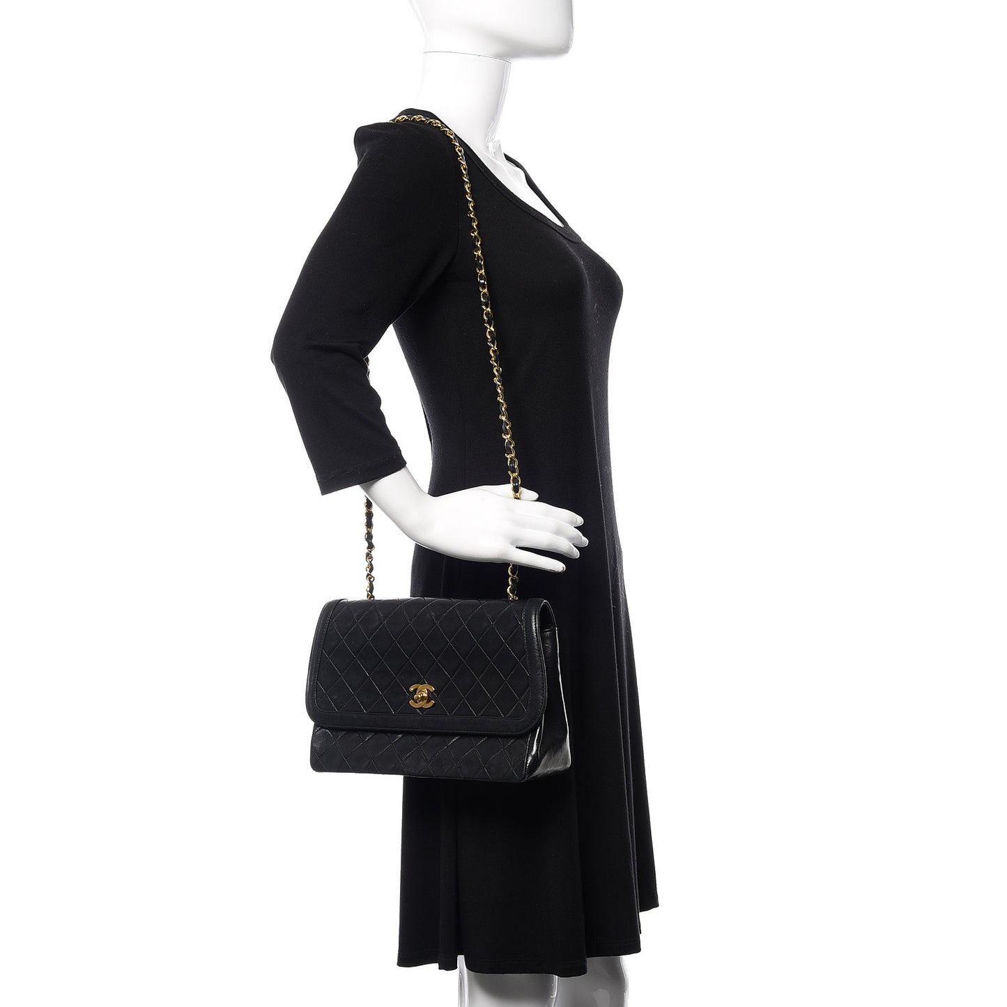 Lambskin Quilted Medium Single Flap Black