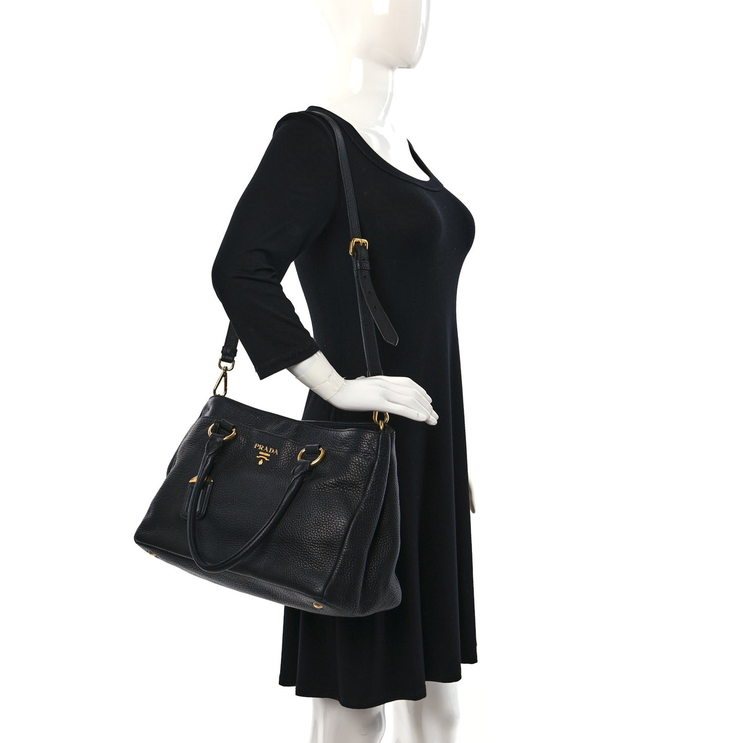 Vitello Daino Tote Black