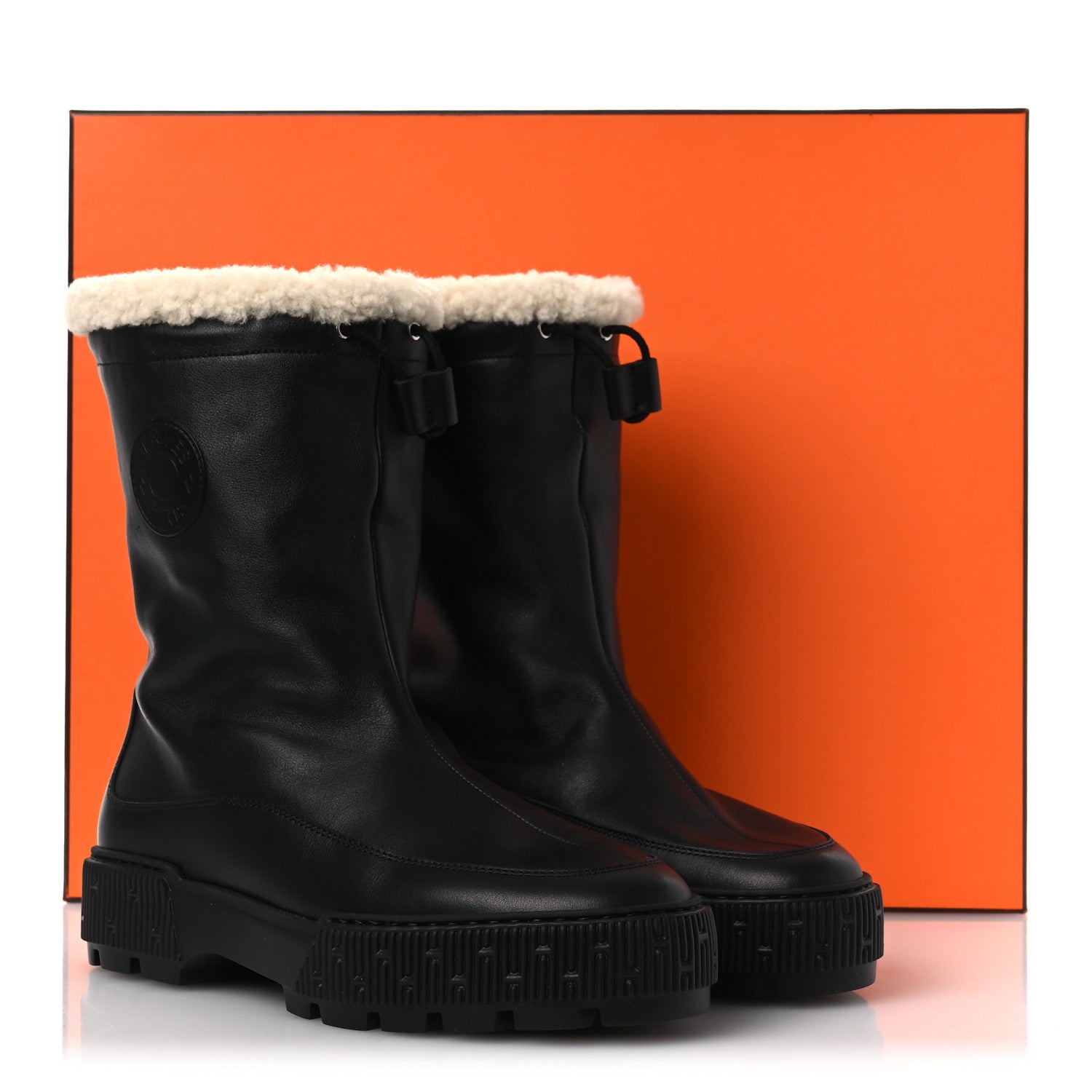 Hermes Calfskin Shearling Womens Journey Ankle Boots 38.5 Black Ecru 10 of 10