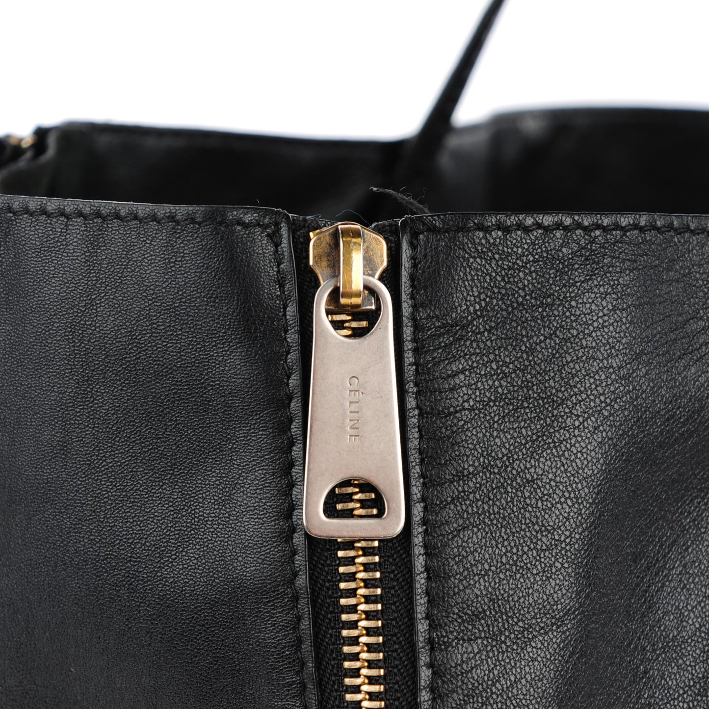 Smooth Lambskin Horizontal Zipper Gusset Cabas Black