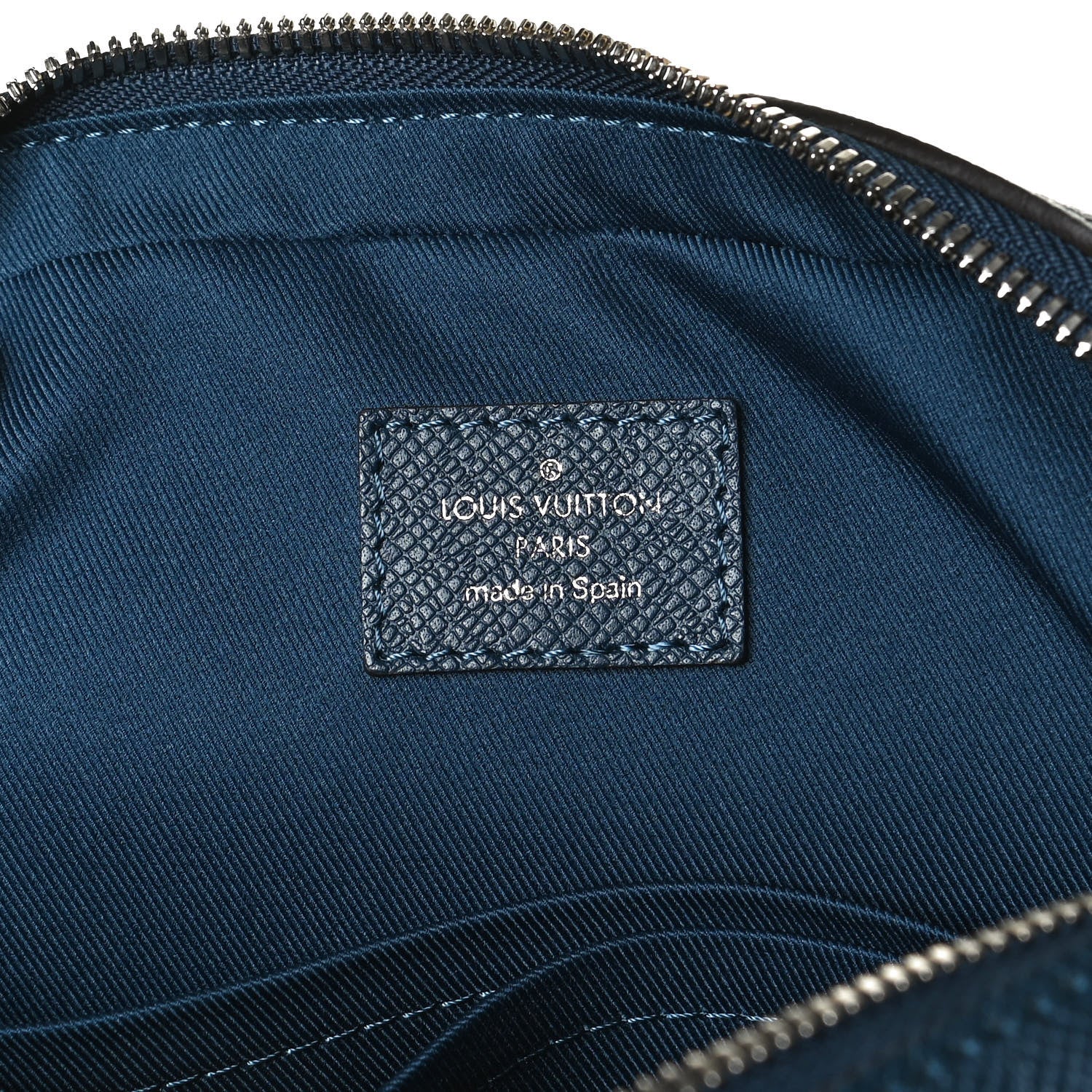Louis Vuitton Taiga Anton Pochette Ocean 6 of 12