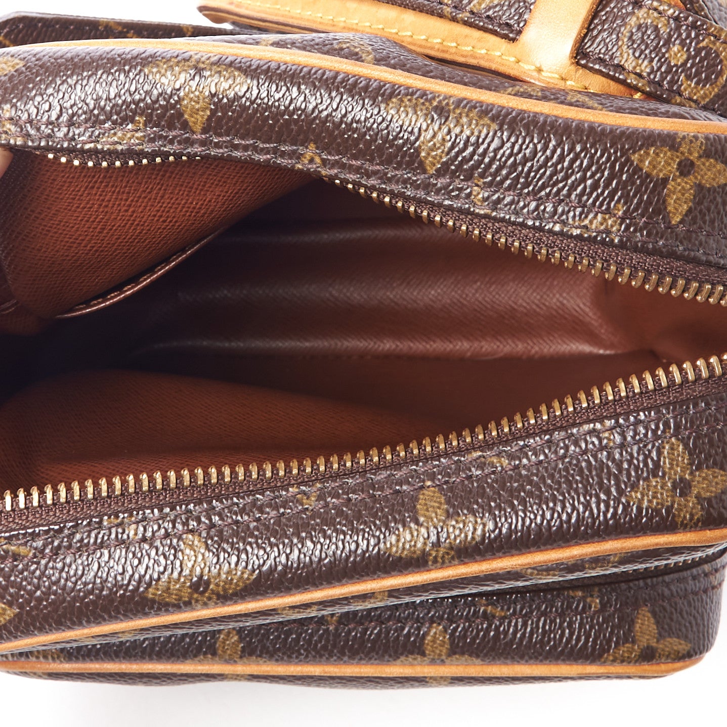 Louis Vuitton Monogram Amazone 7 of 9